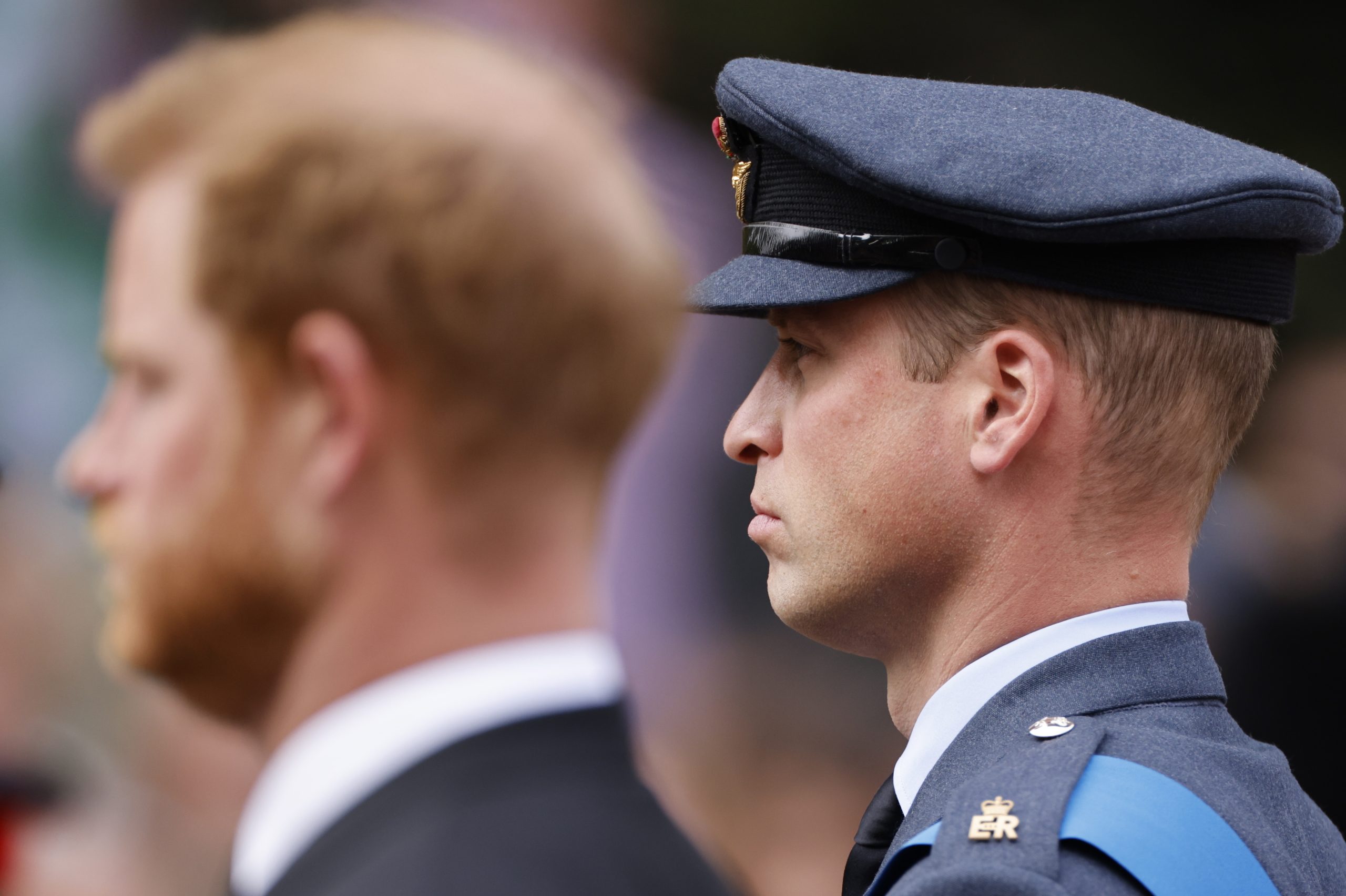 Príncipe Harry acusa William de o atacar fisicamente em 2019