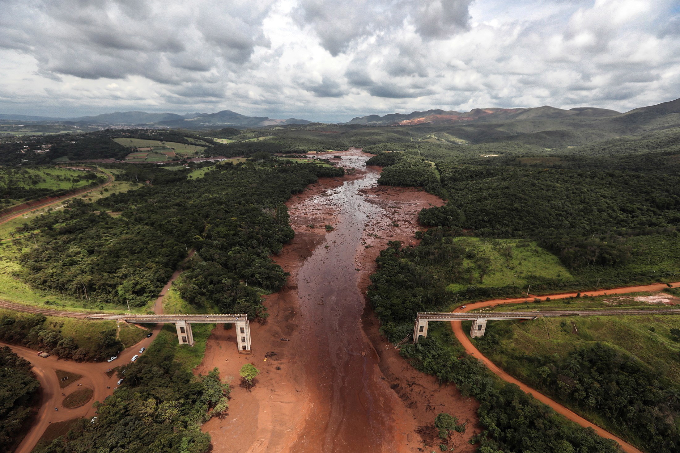 Polícia brasileira indicia 13 funcionários da Vale e TÜV SÜD por tragédia de Brumadinho