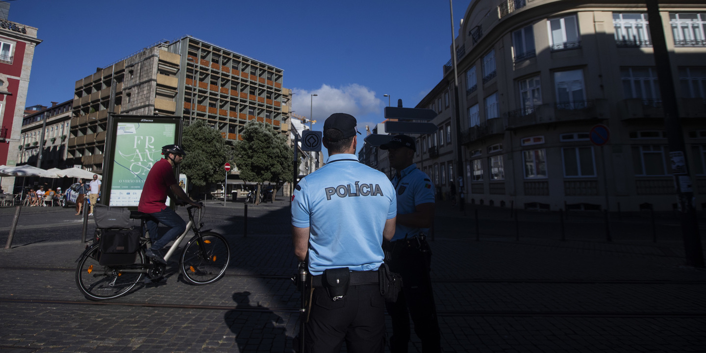 Operação “Bata Branca”: PSP desmantela grupo criminoso que assaltava idosos disfarçado de profissionais de saúde