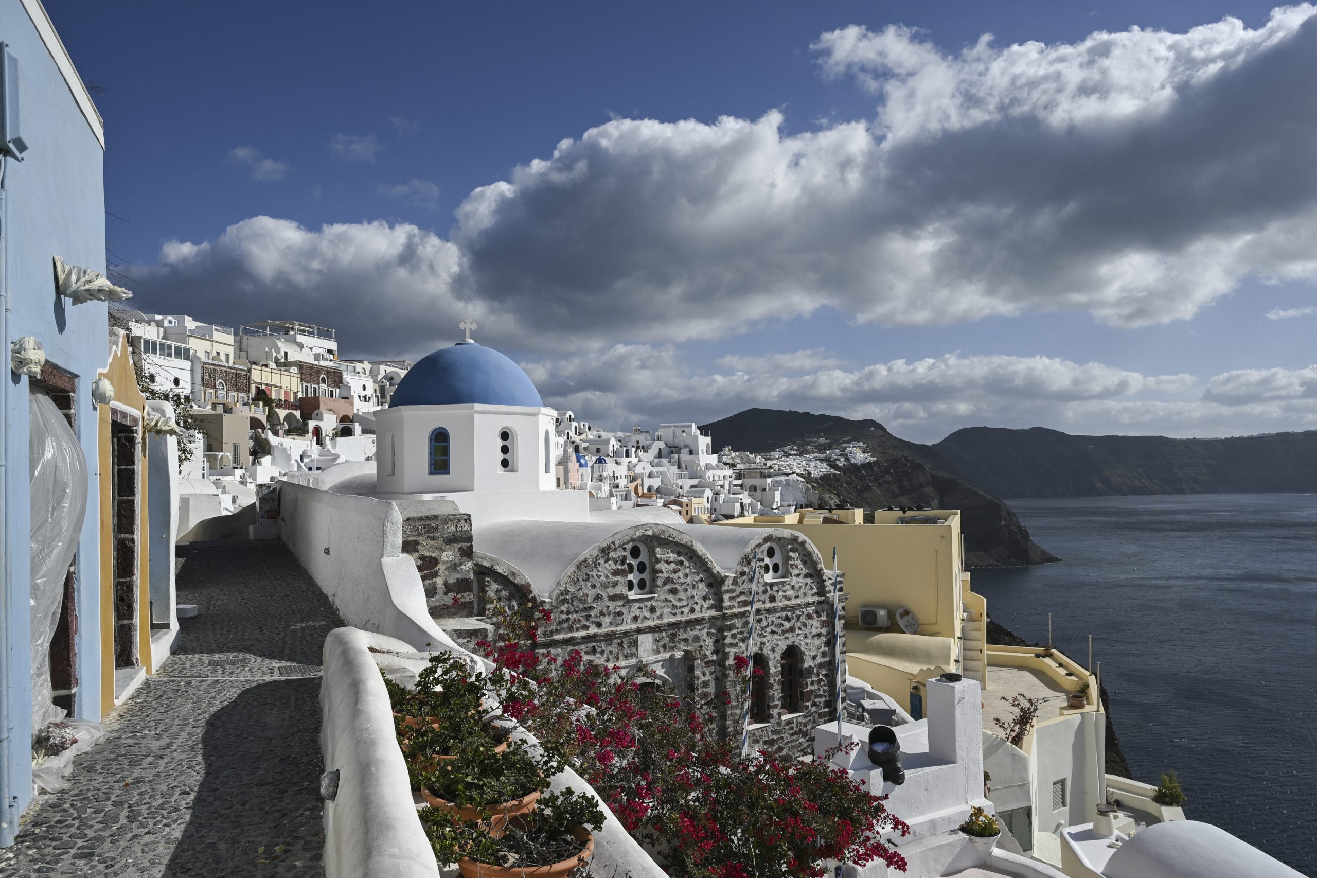 Há uma bomba-relógio vulcânica em Santorini? Cientistas falam em “falsa sensação de segurança” após sismos