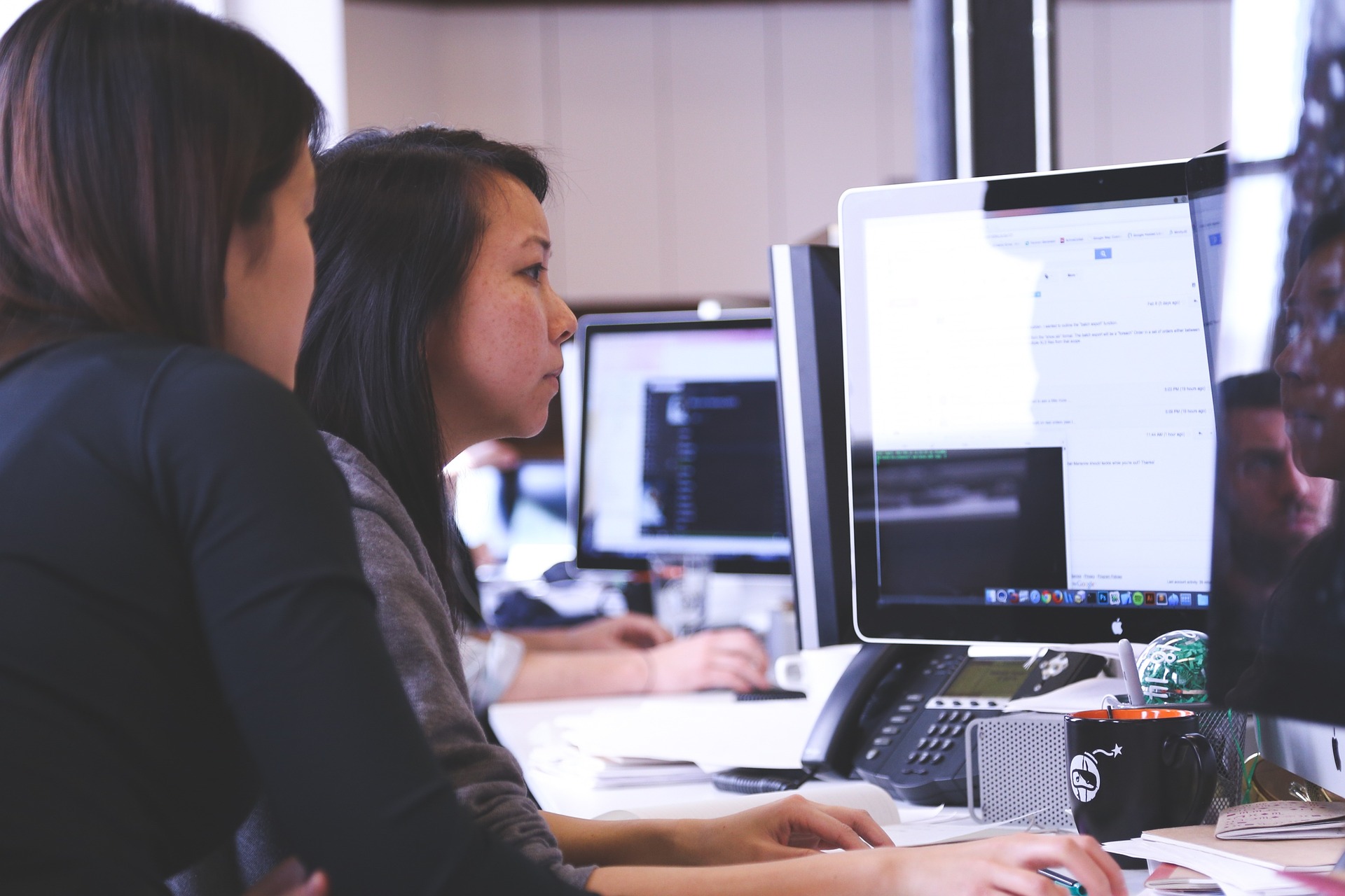 Estudo: Mulheres mais próximo das administrações, mas ainda longe da liderança