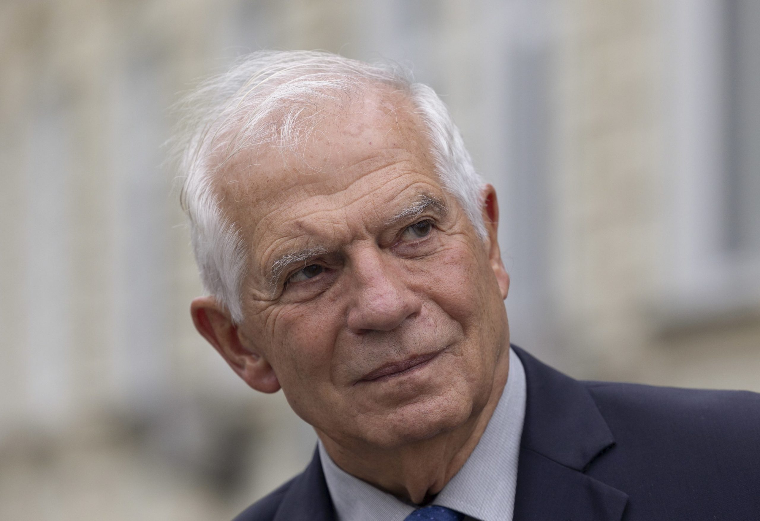 Borrell pede para se evitarem especulações sobre data de adesão da Ucrânia à UE