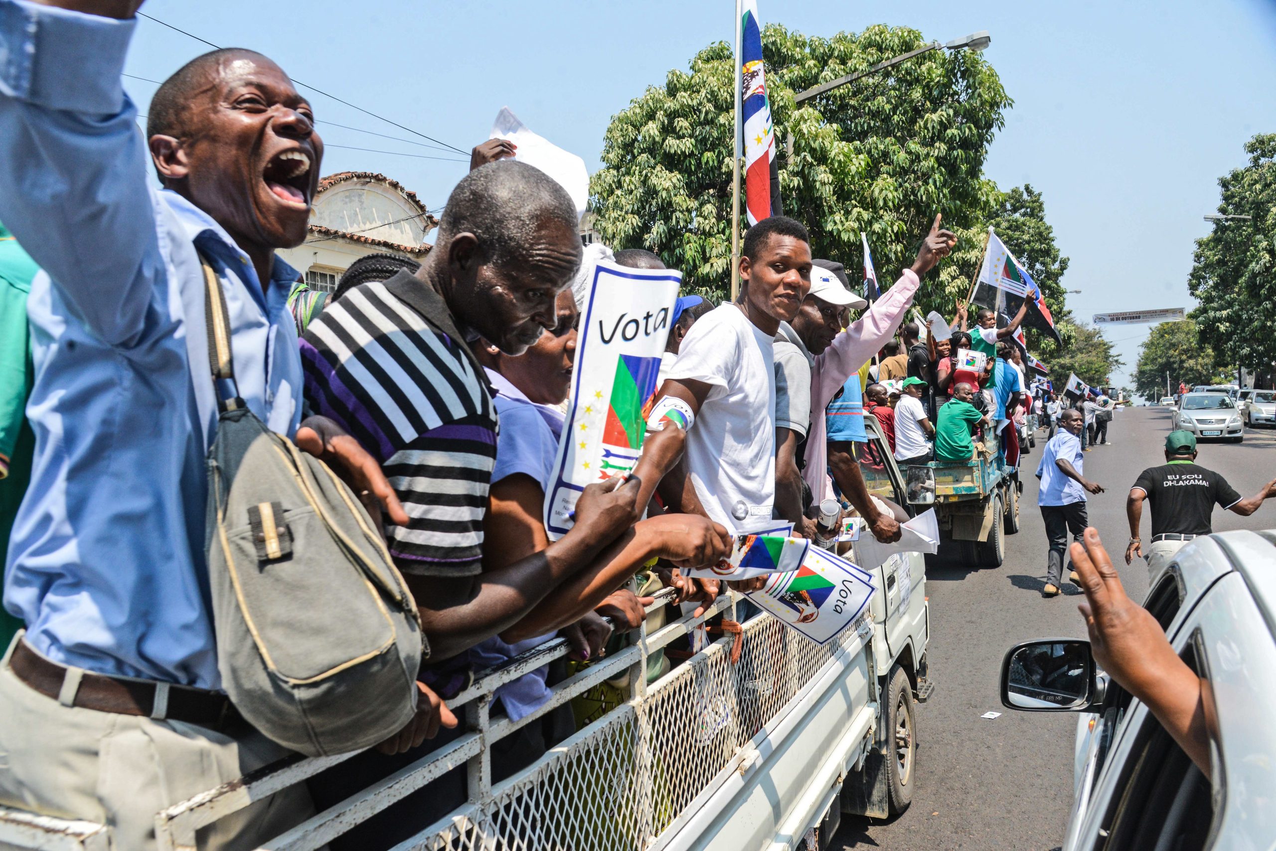 Renamo denuncia irregularidades seis horas após abertura das urnas em Moçambique