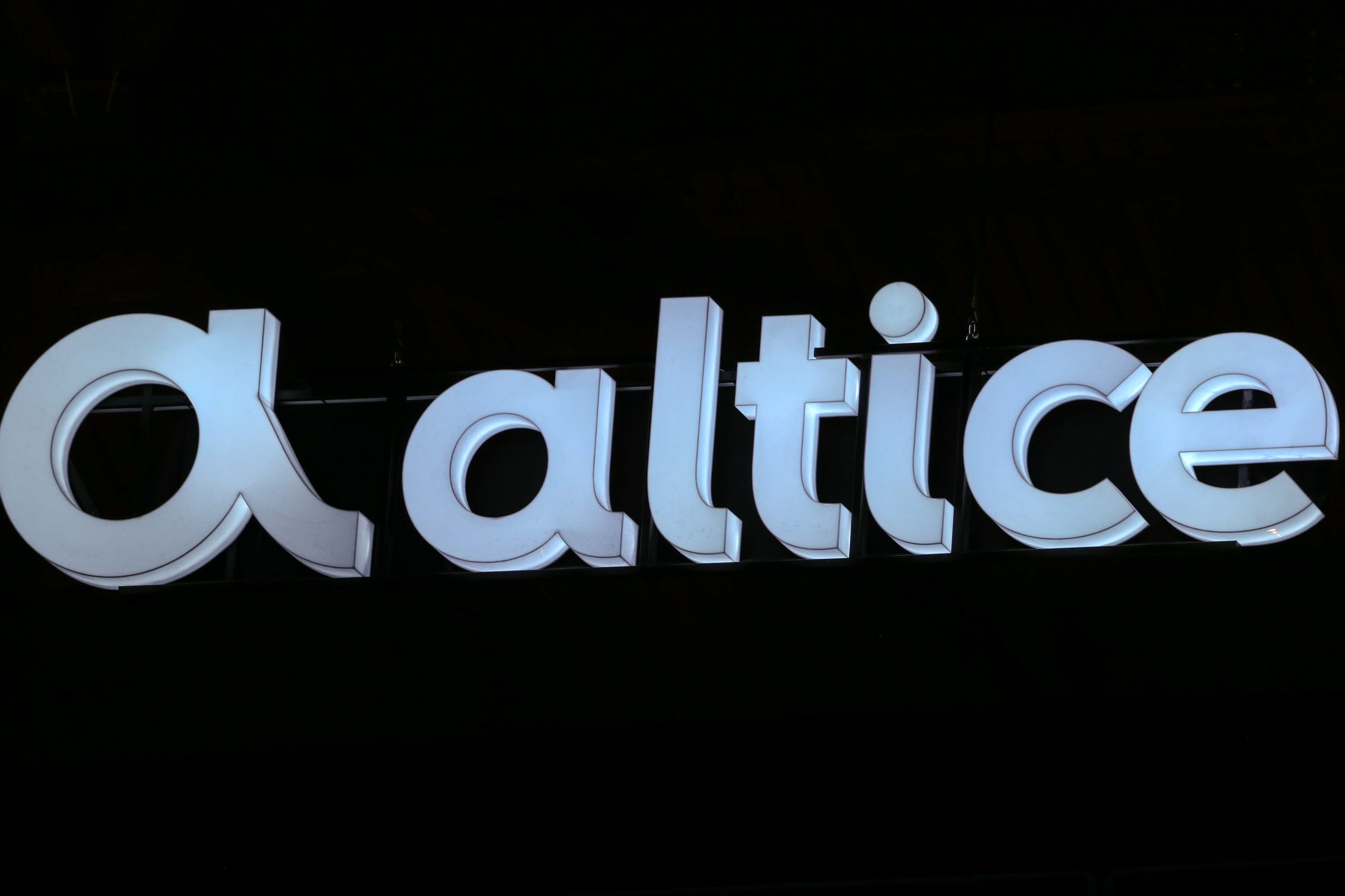 Vinte operadores europeus incluindo a Altice Portugal pedem legislação ‘fair share’ a Bruxelas