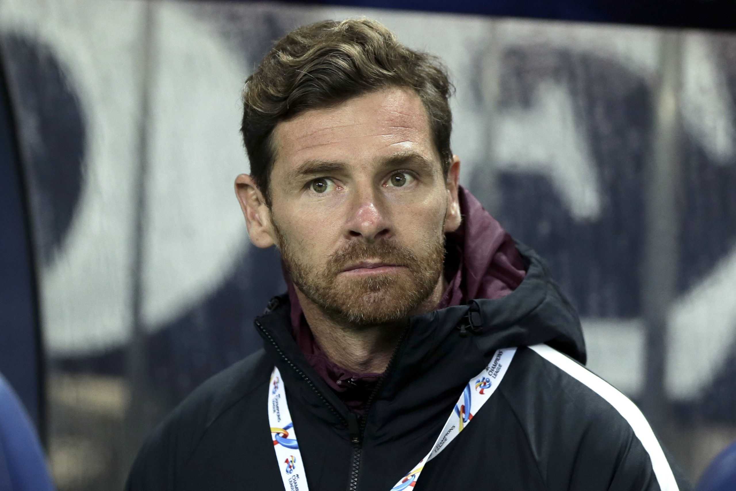 Equipa de Villas-Boas na final da Taça da China após golear Guangzhou Evergrande