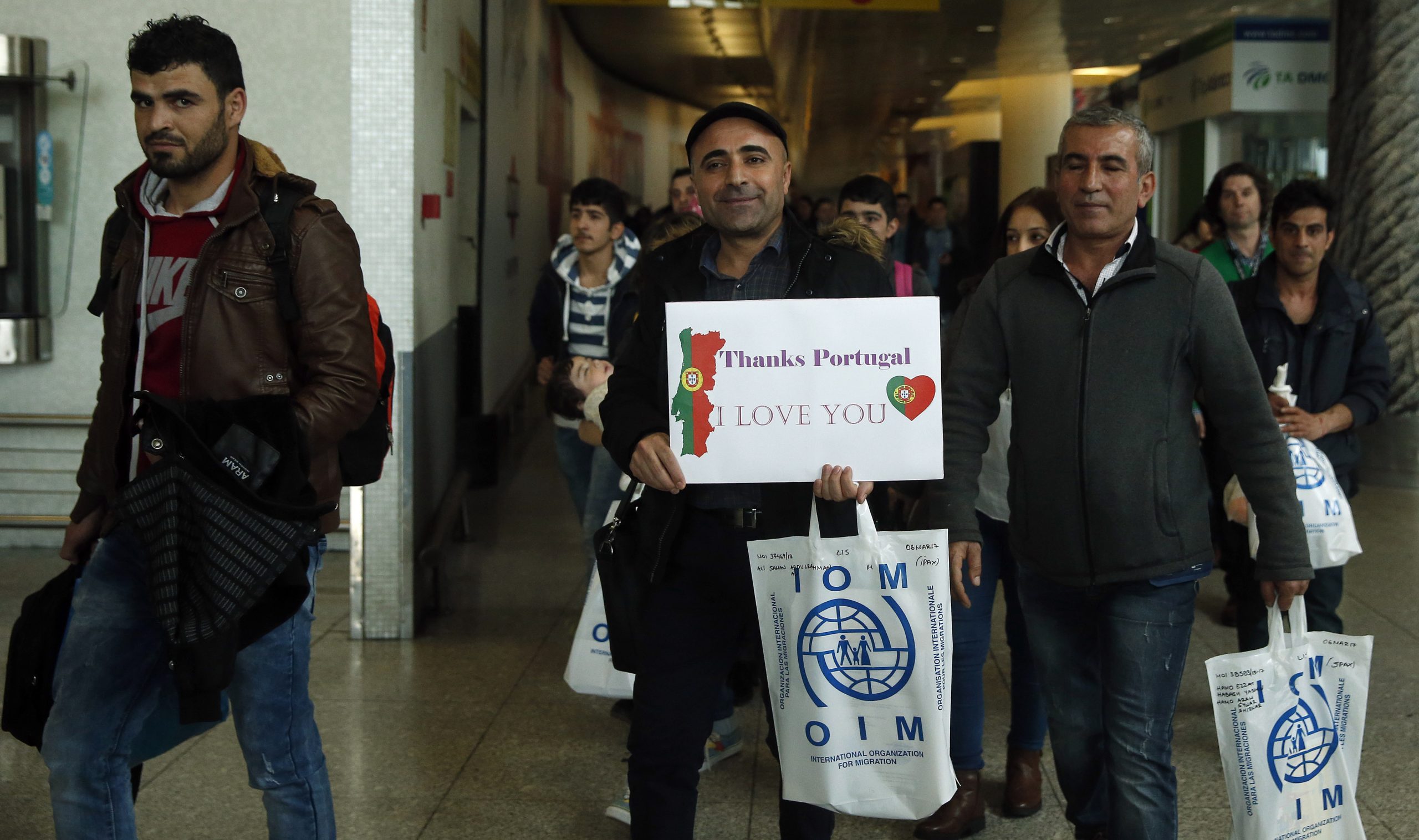 Primeiros refugiados yazidi chegaram hoje a Portugal