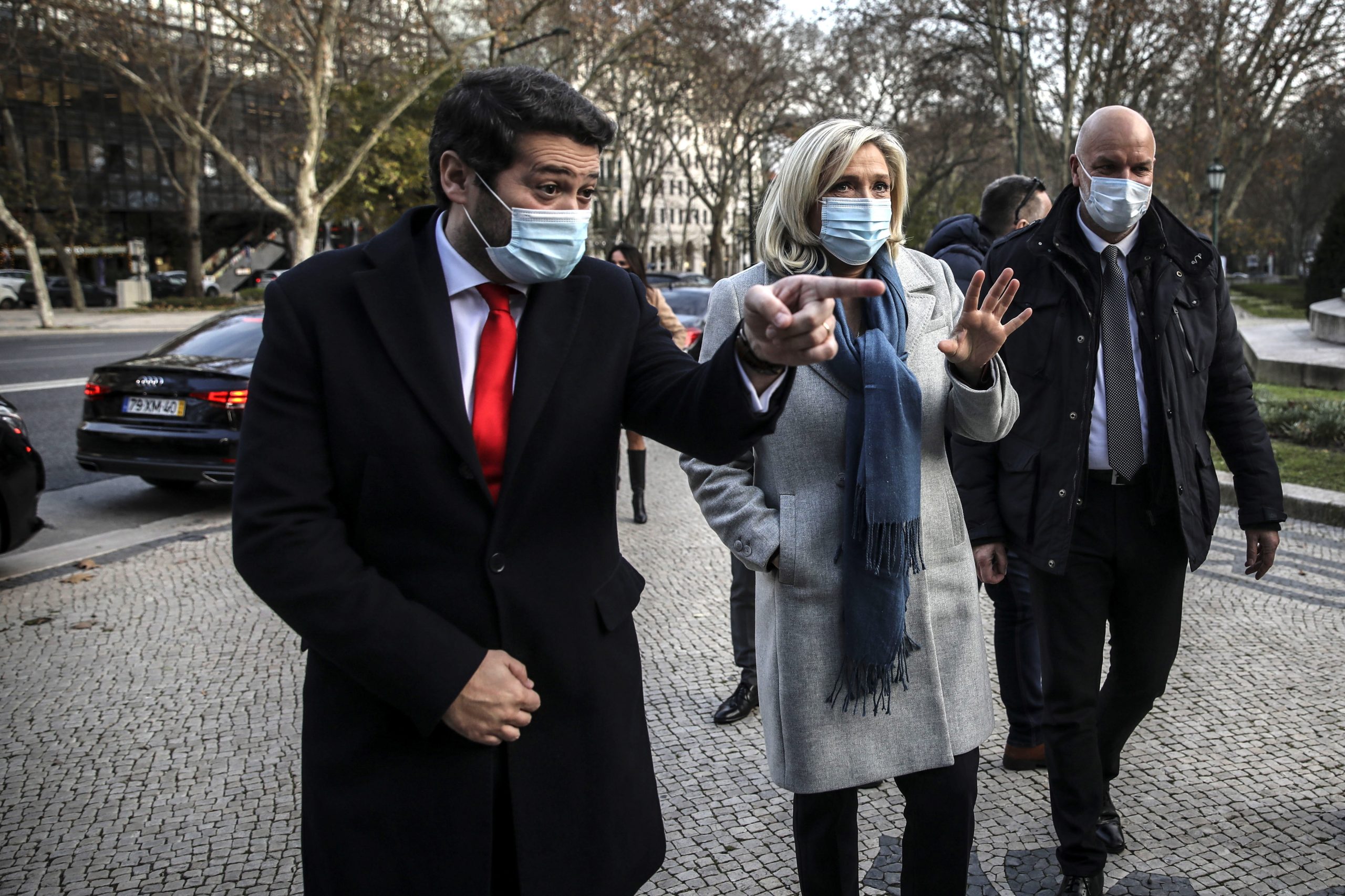 Marine le Pen felicitou Ventura cinco dias depois das eleições