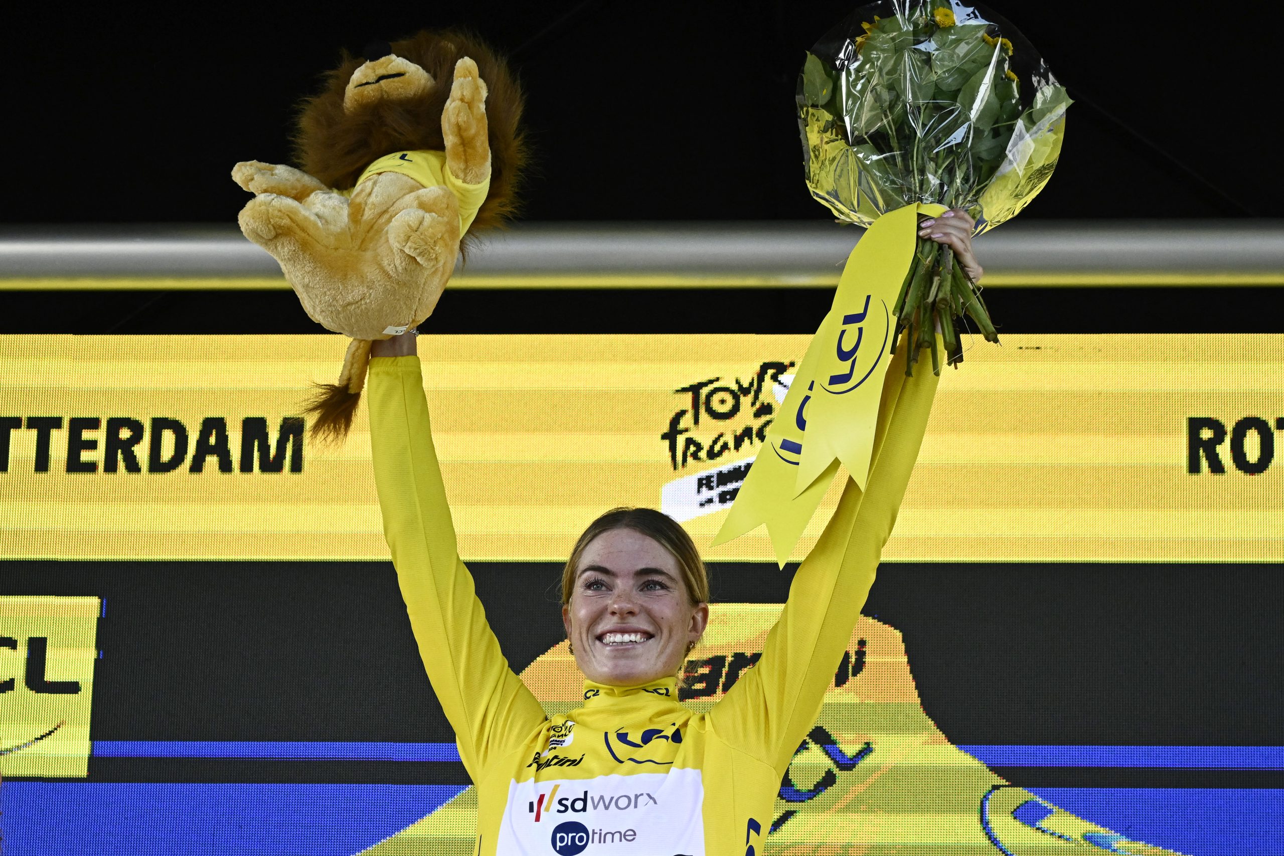Web Summit: Demi Vollering vê ciclismo feminino com potencial para crescer