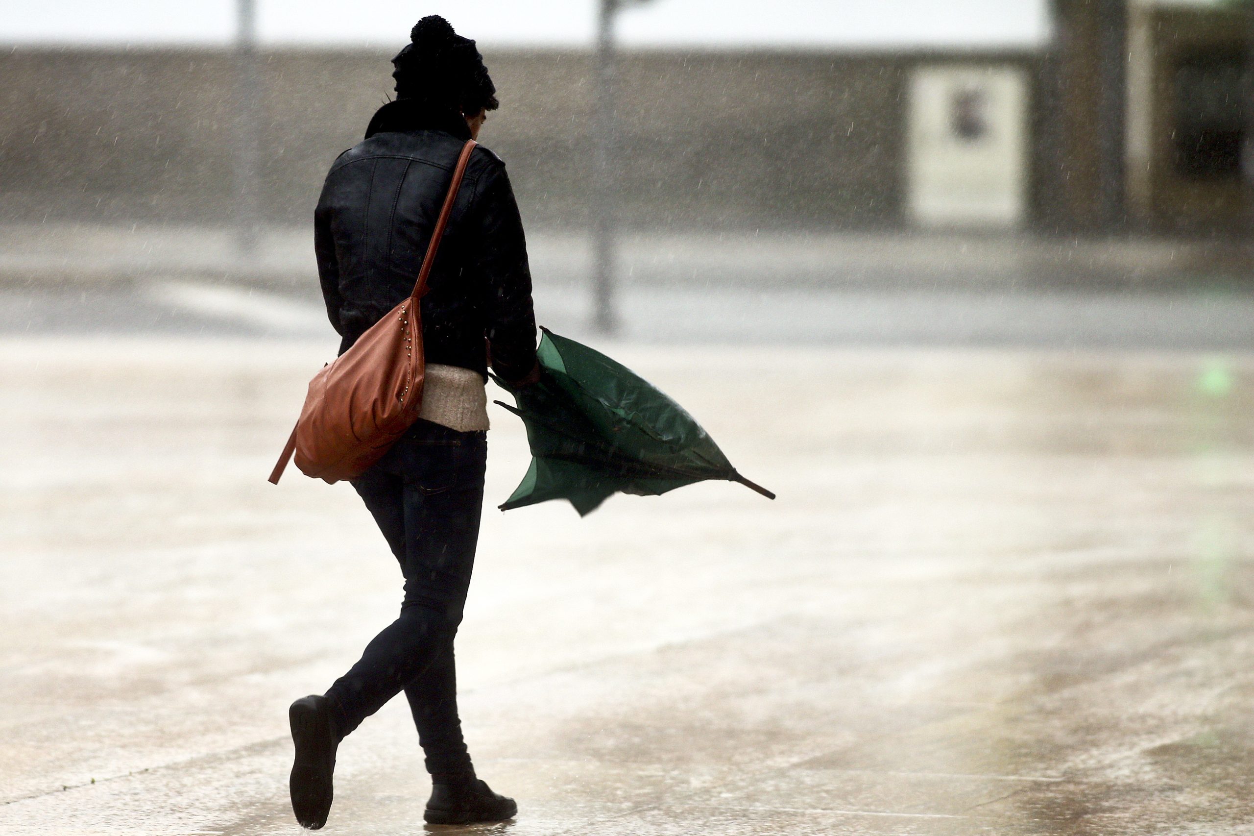 Mau tempo: depressão Emília traz chuva, neve e mar agitado a Portugal Continental