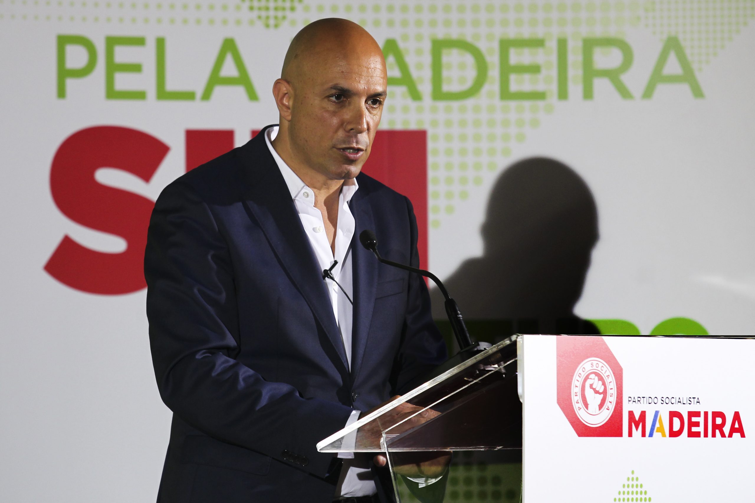 PS/Madeira anuncia entendimento para região endividar-se até 500 milhões de euros