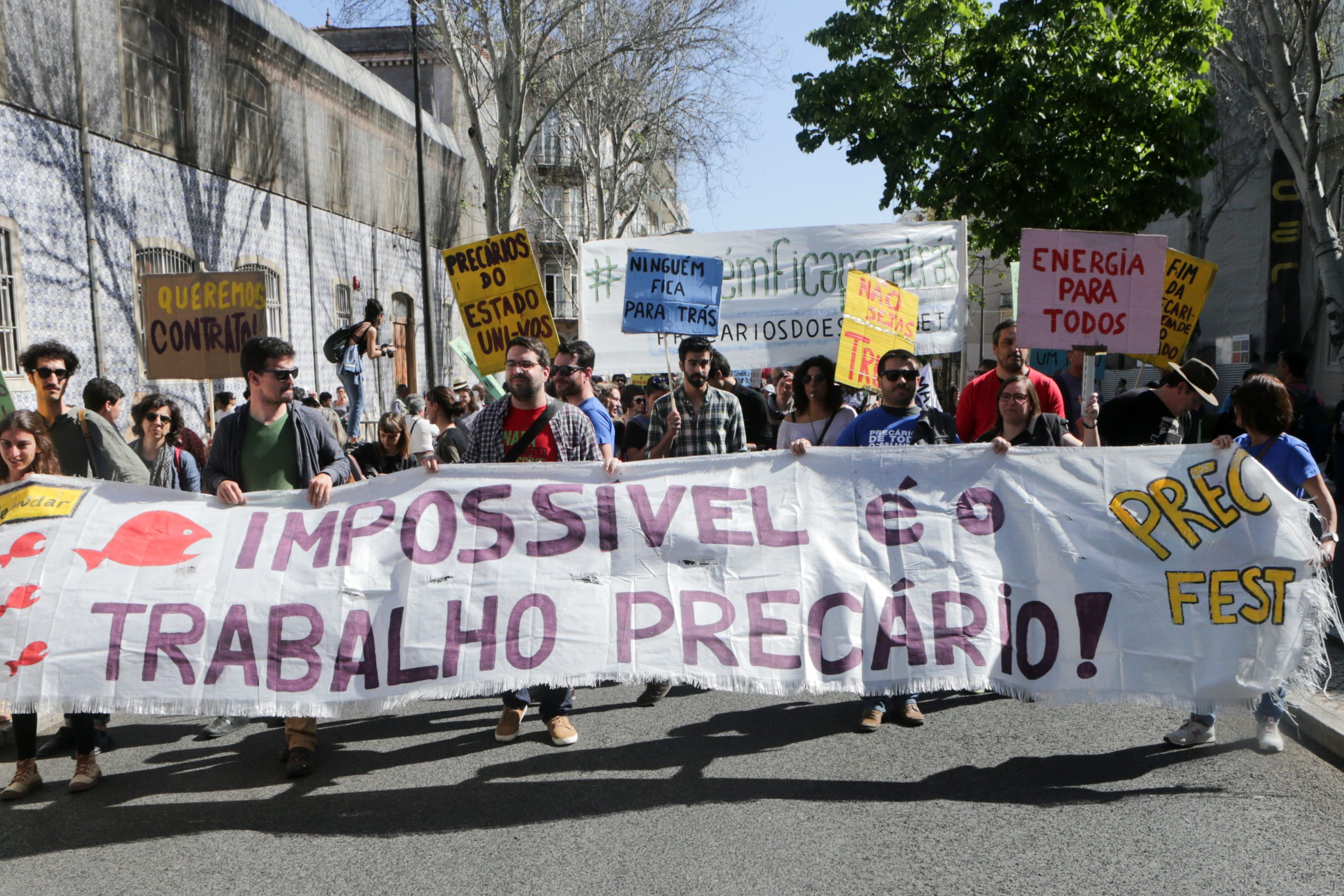Precários do Estado. Serviços têm até sexta-feira para entregar análise “detalhada” das Comissões de Avaliação Bipartida