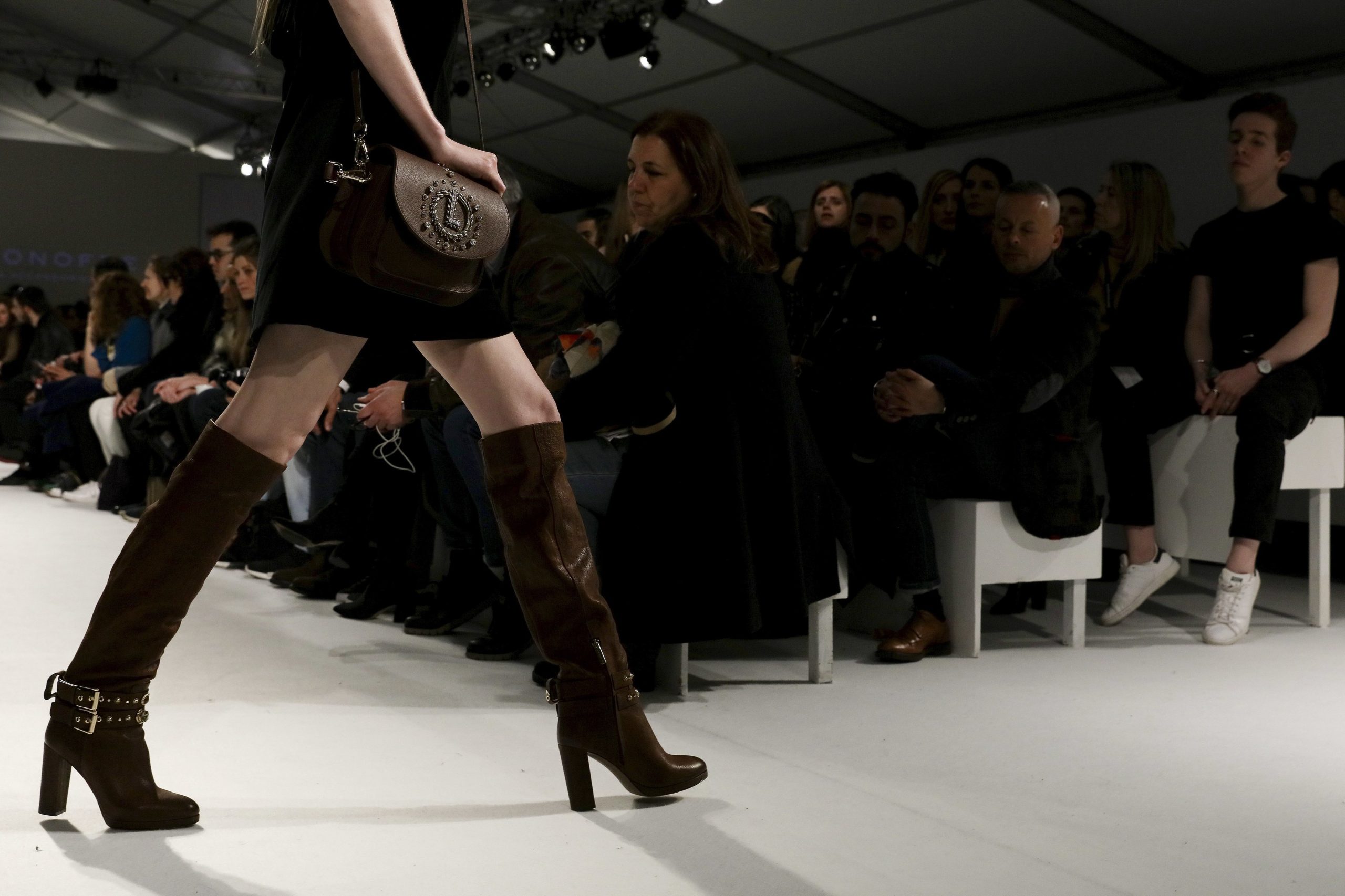 Portugal Fashion: Penúltimo dia com desfiles de Nuno Baltazar e Luís Onofre