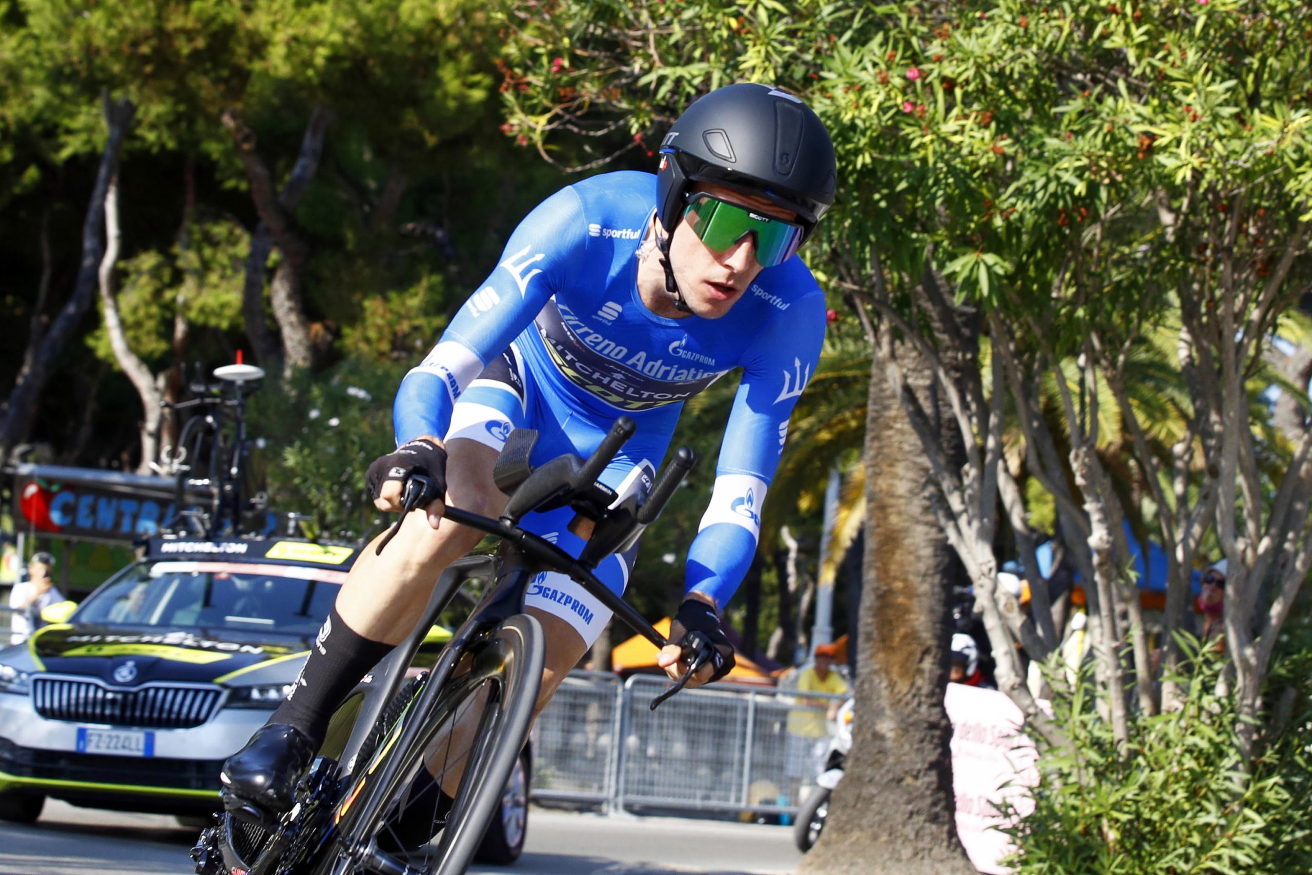Volta a Itália: Simon Yates testa positivo à covid-19 e abandona prova