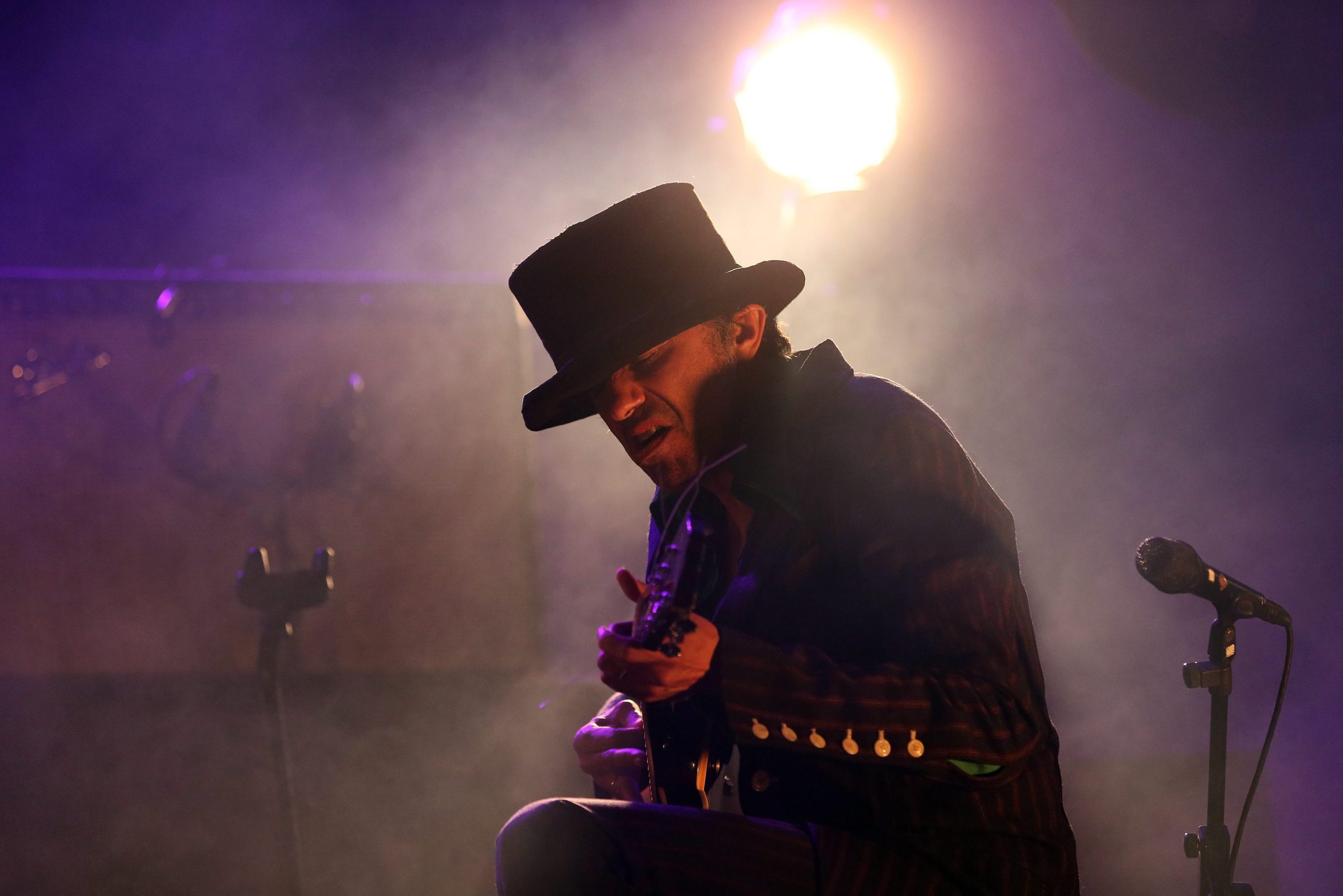 Dead Combo apresentam “Odeon Hotel”, novo álbum e lugar de encontros à imagem de Lisboa
