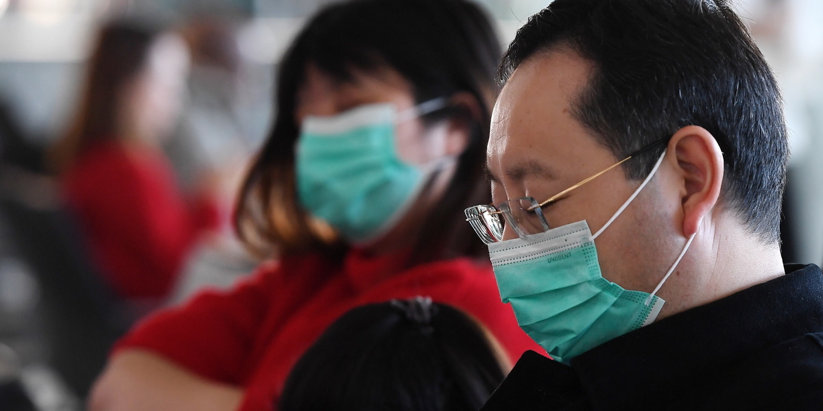 Coronavírus: RFM justifica que sátira que revoltou comunidade chinesa tinha por alvo comentadores fúteis