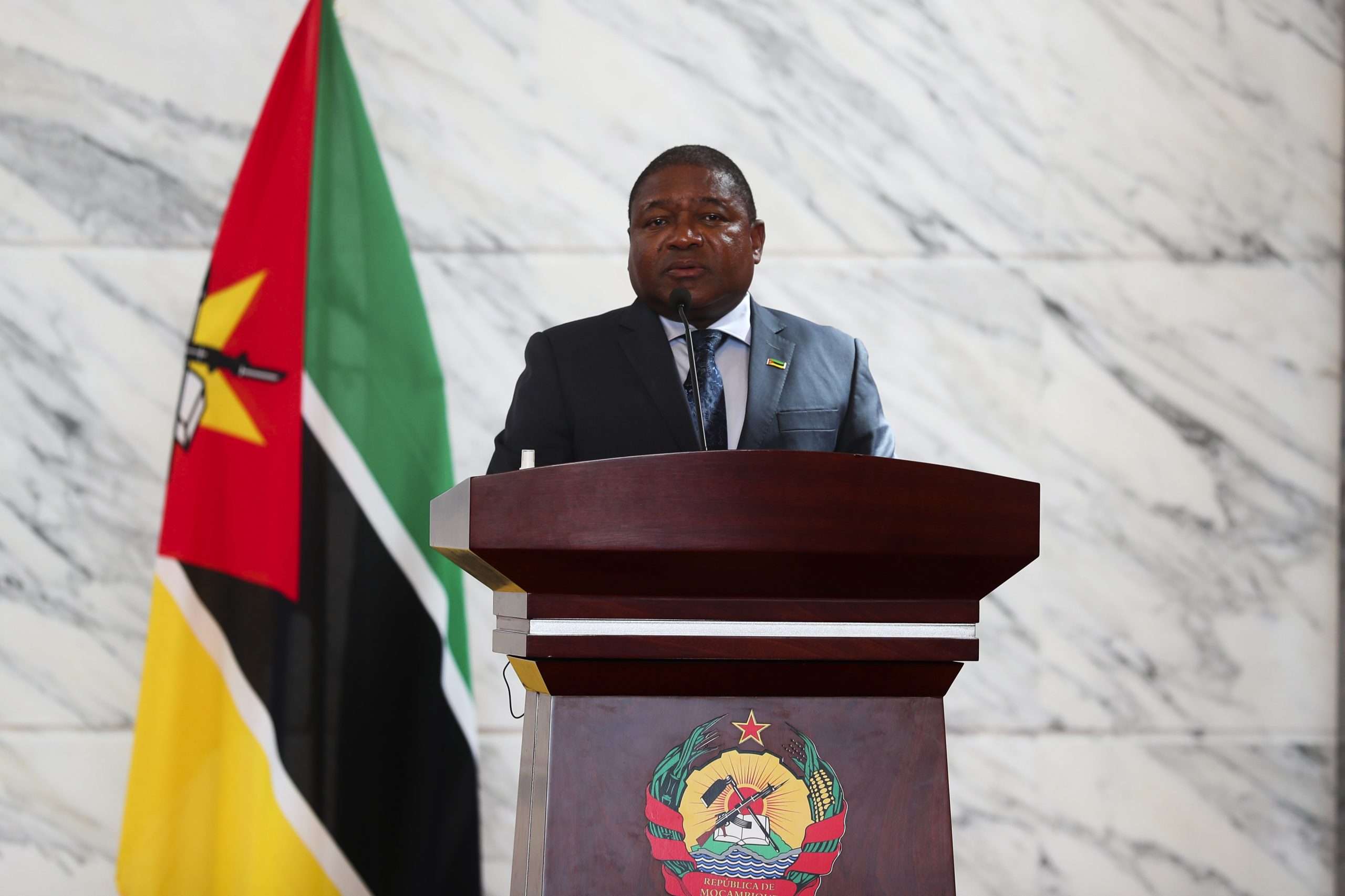Nyusi e Momade encerram última base da Renamo em Moçambique