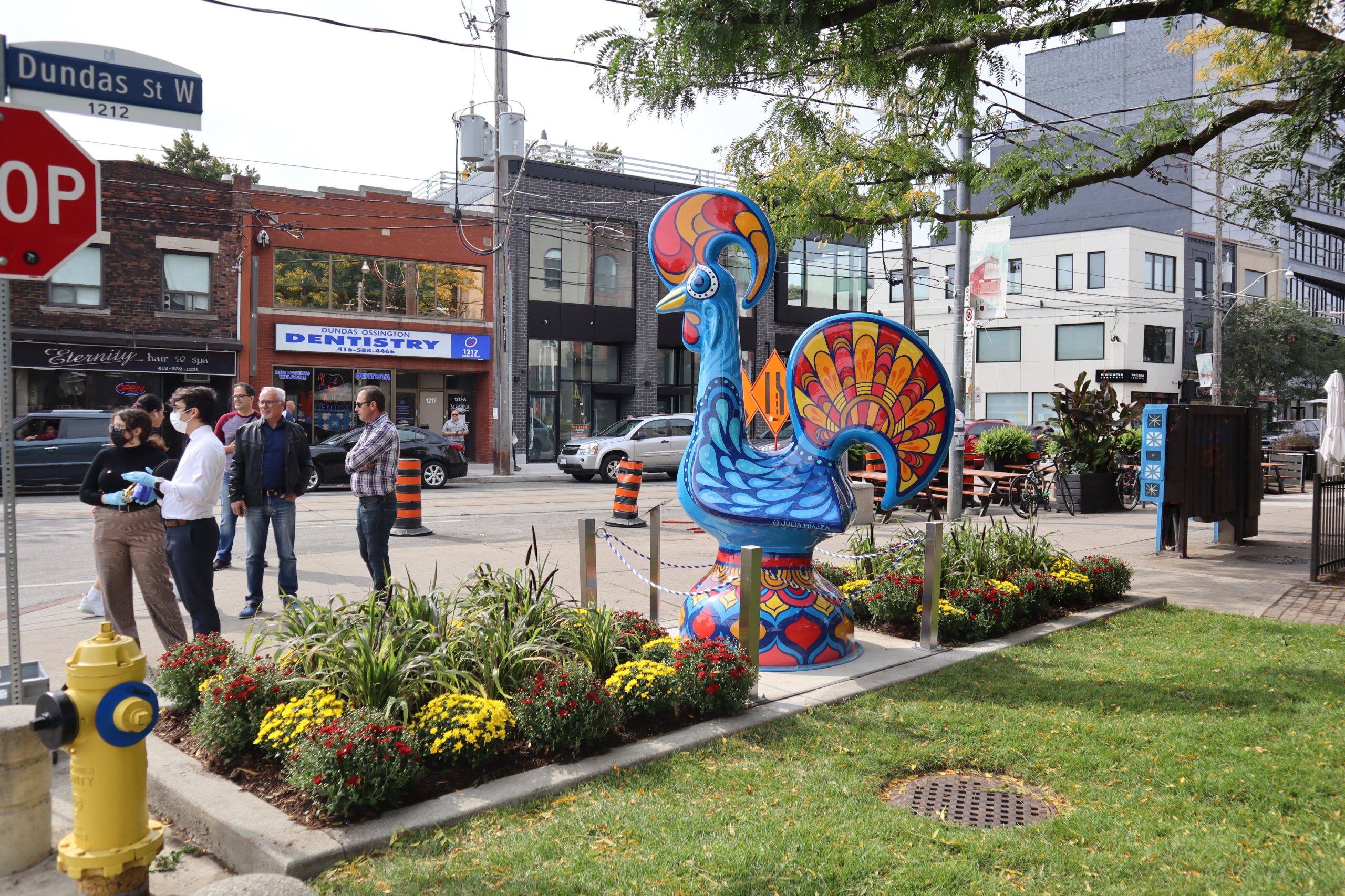 Principal rua do ‘Little Portugal’ em Toronto muda de nome e reescreve a história