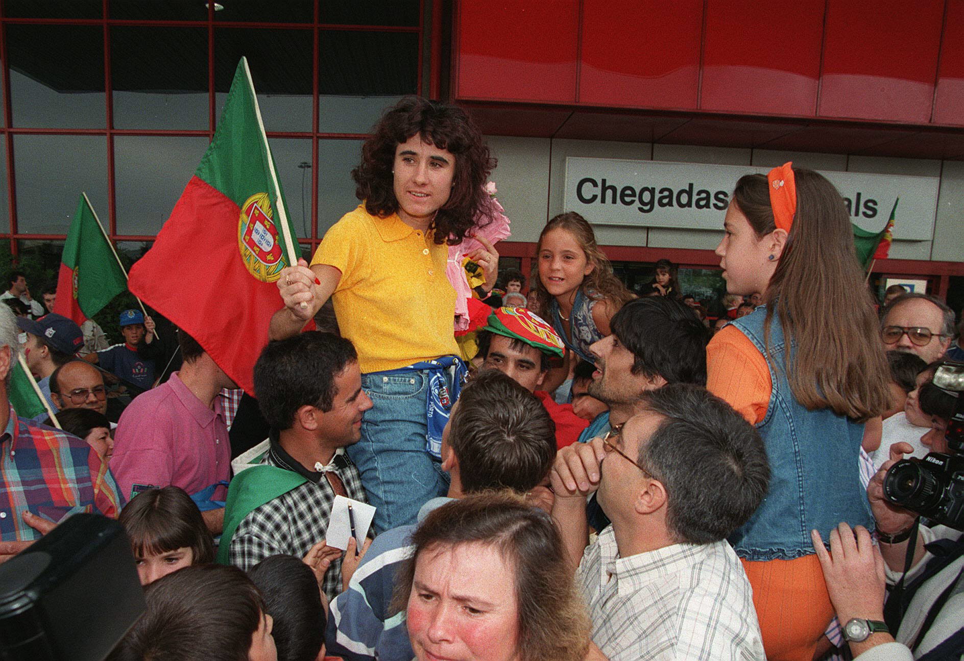Fernanda Ribeiro venceu ouro olímpico há 25 anos na corrida de uma vida. “Claro que me lembro de tudo, estava com um problema grave no tendão de Aquiles”