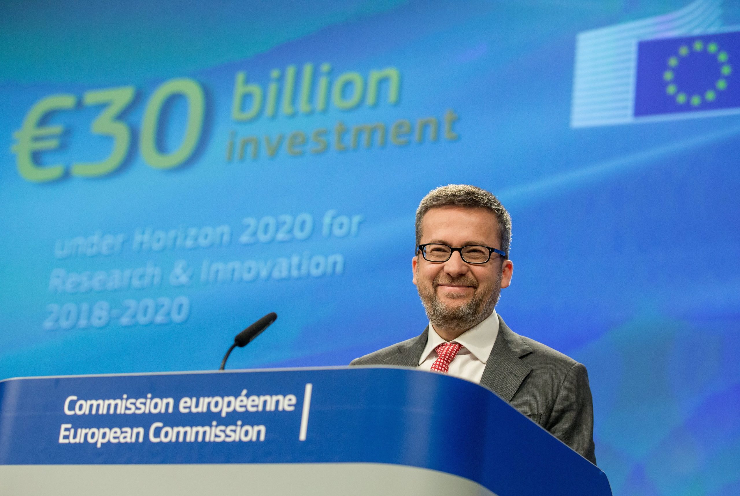 Bruxelas dá 125 milhões a investigação sobre desastres naturais, diz Carlos Moedas