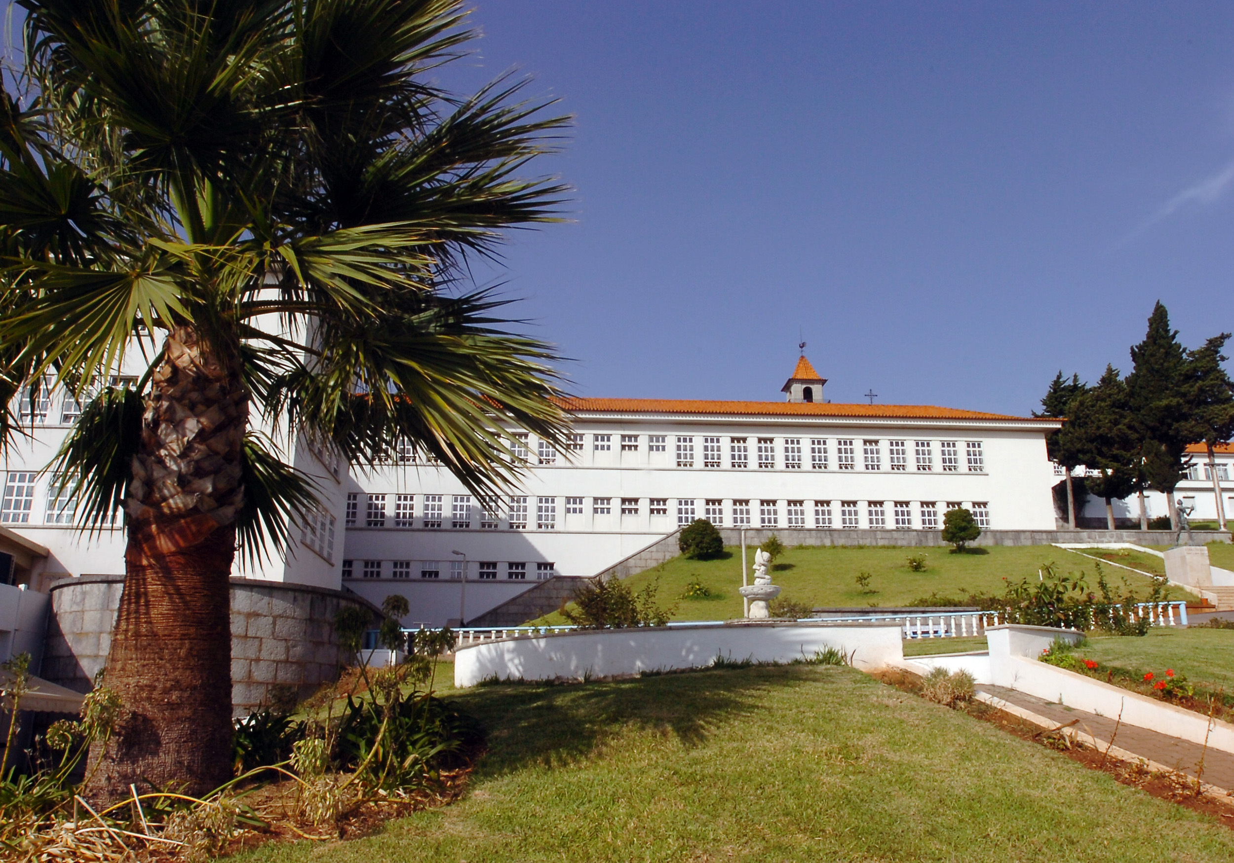 Suspeito de planear ataque à Faculdade de Ciências levado para o Hospital Prisional de Caxias