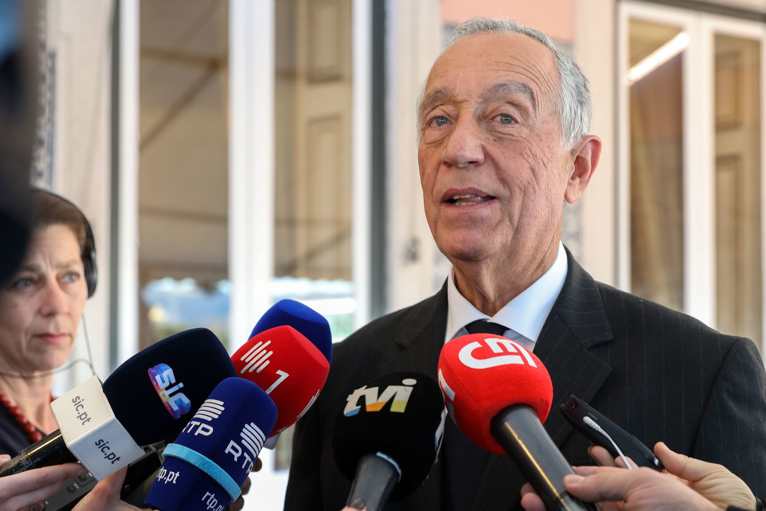 Enfermeiros: Marcelo aponta problemas legais ao ‘crowdfunding’ e não contesta requisição civil