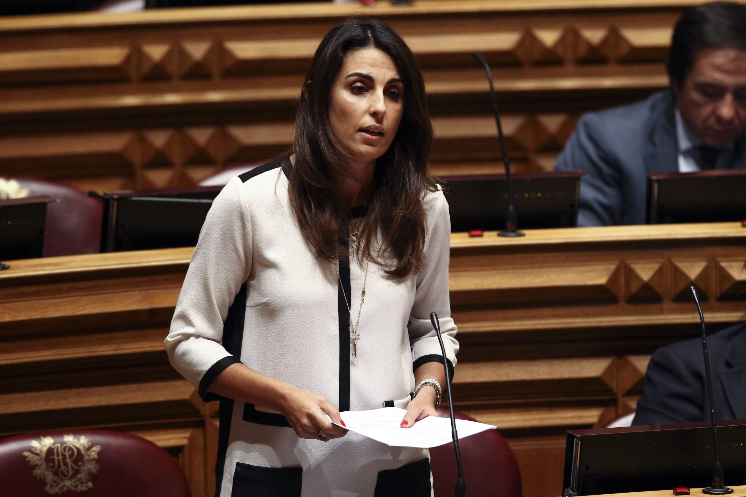 Metsola transmite “melhores votos” a Teresa Anjinho, eleita Provedora de Justiça da UE