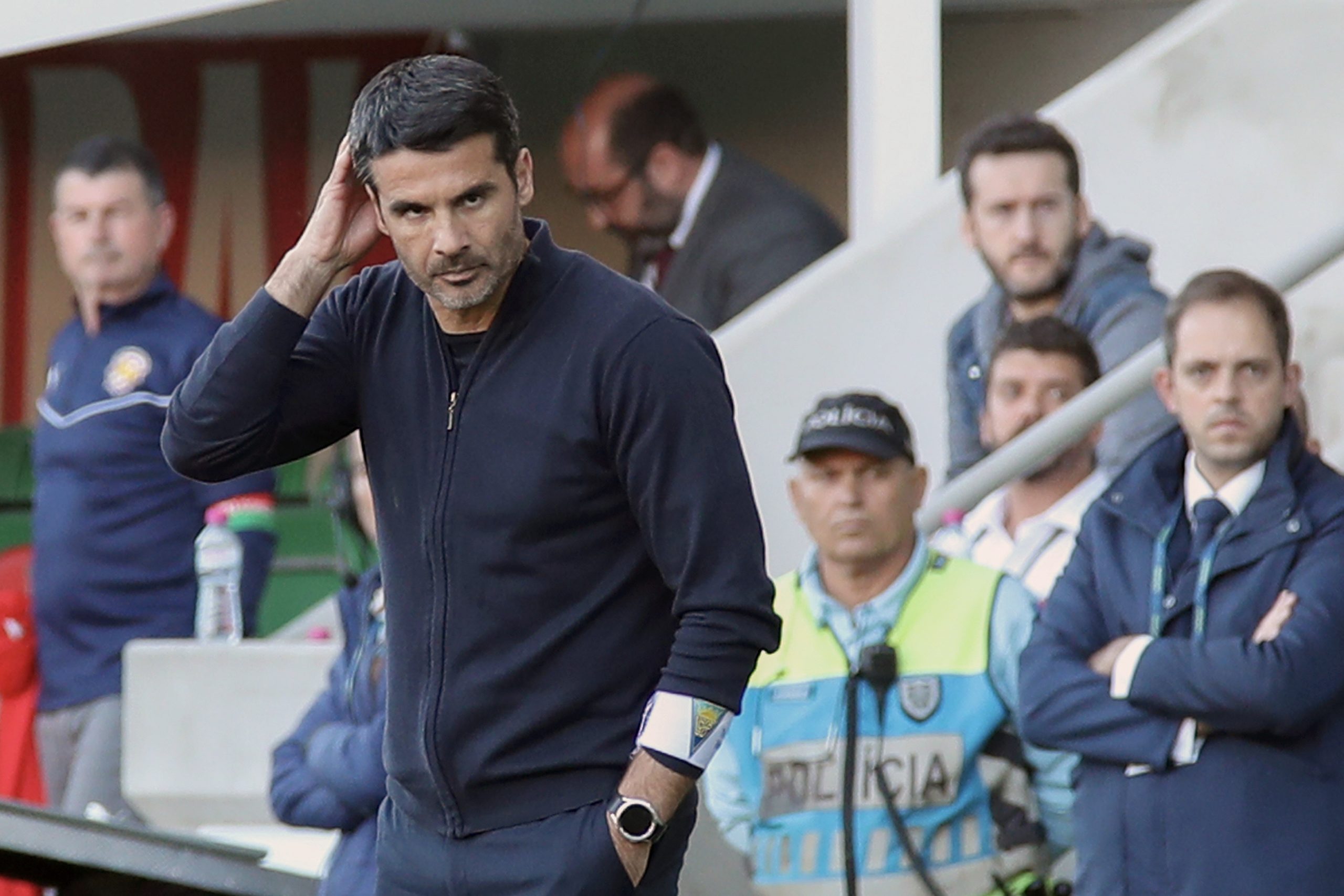 Estoril Praia oficializa saída do treinador Nélson Veríssimo