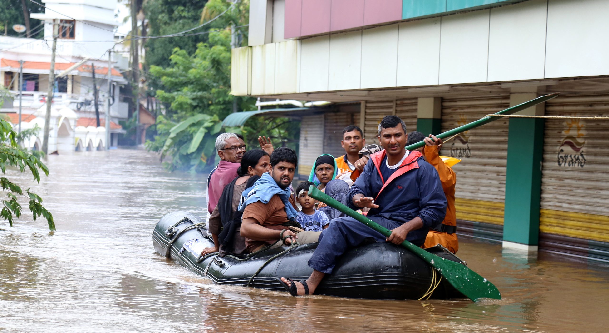 Inundações provocam mais de 160 mortos no Estado indiano de Kerala