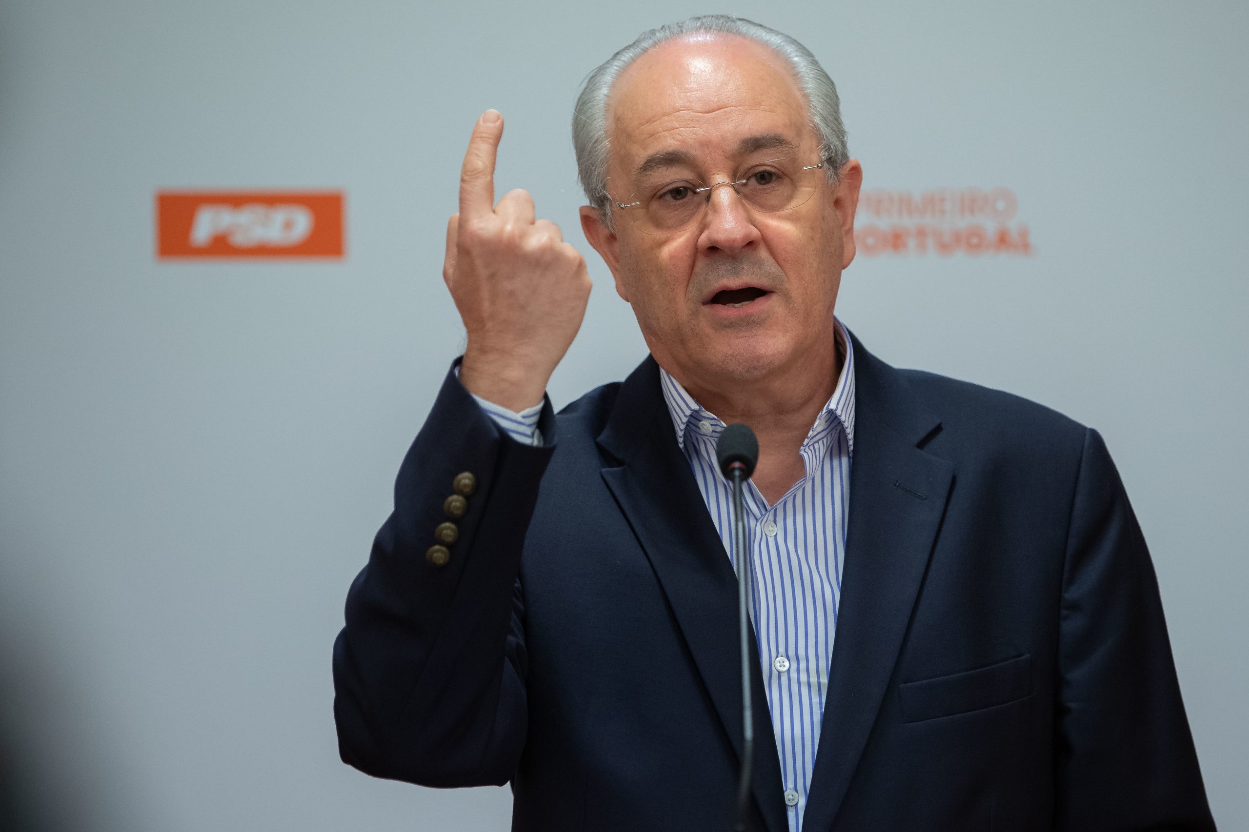 Rio admite “visão parecida” entre PSD e PS de que modelo de debates quinzenais “não é credibilizador”