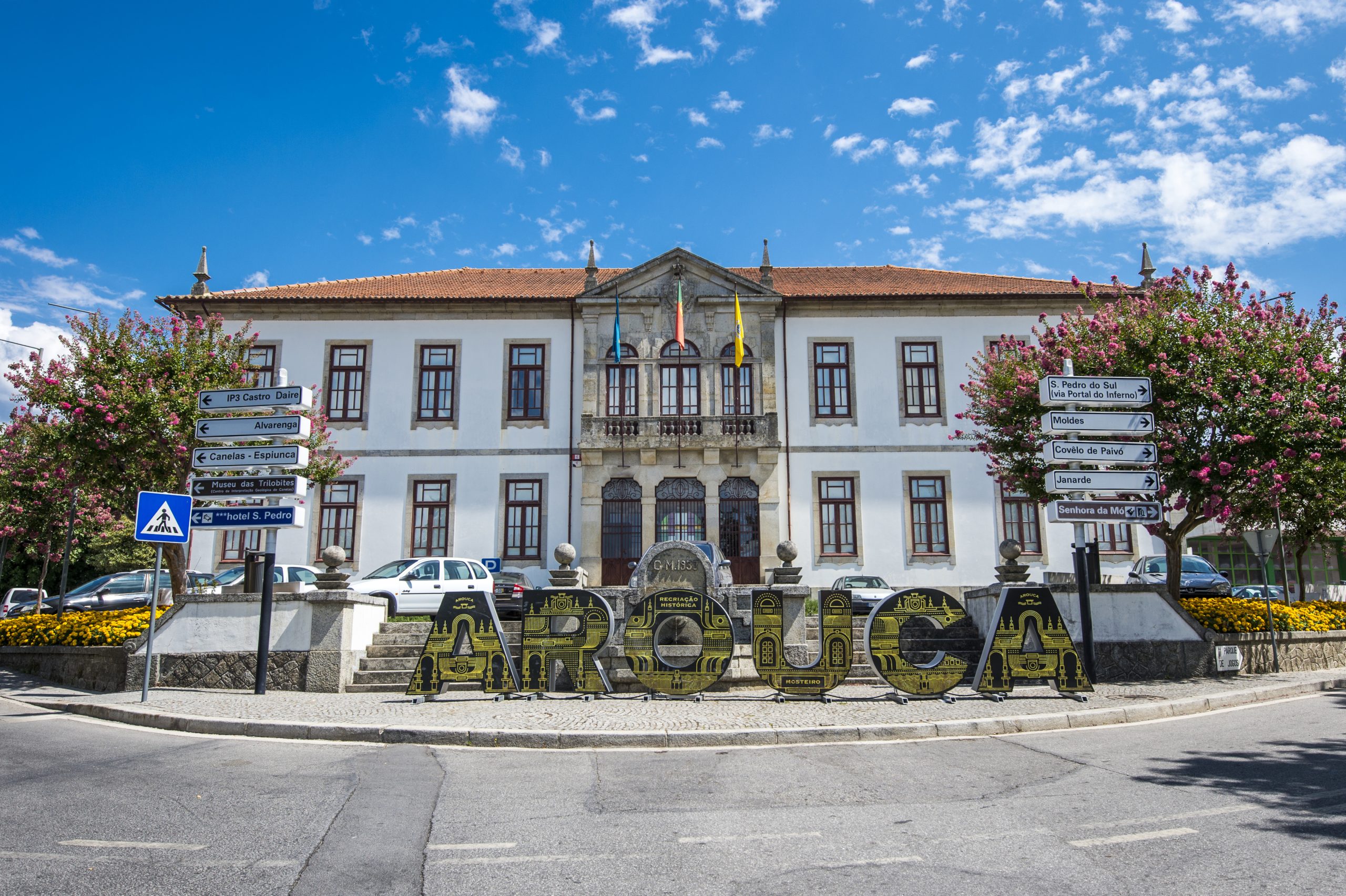 Presidente do Arouca e antigo autarca José Artur Neves voltam a tribunal