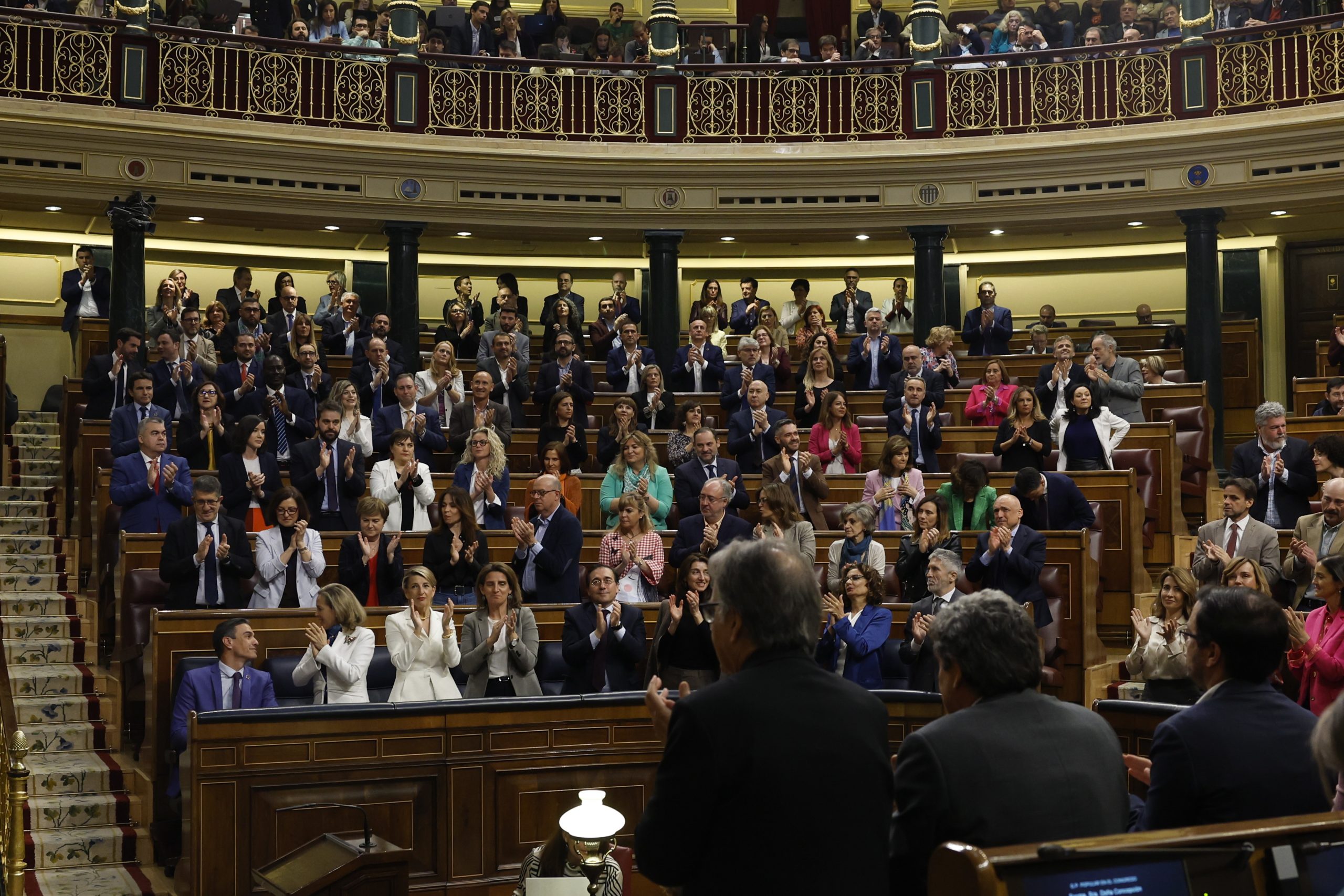 Espanha aprova lei da habitação para tentar controlar preços do arrendamento