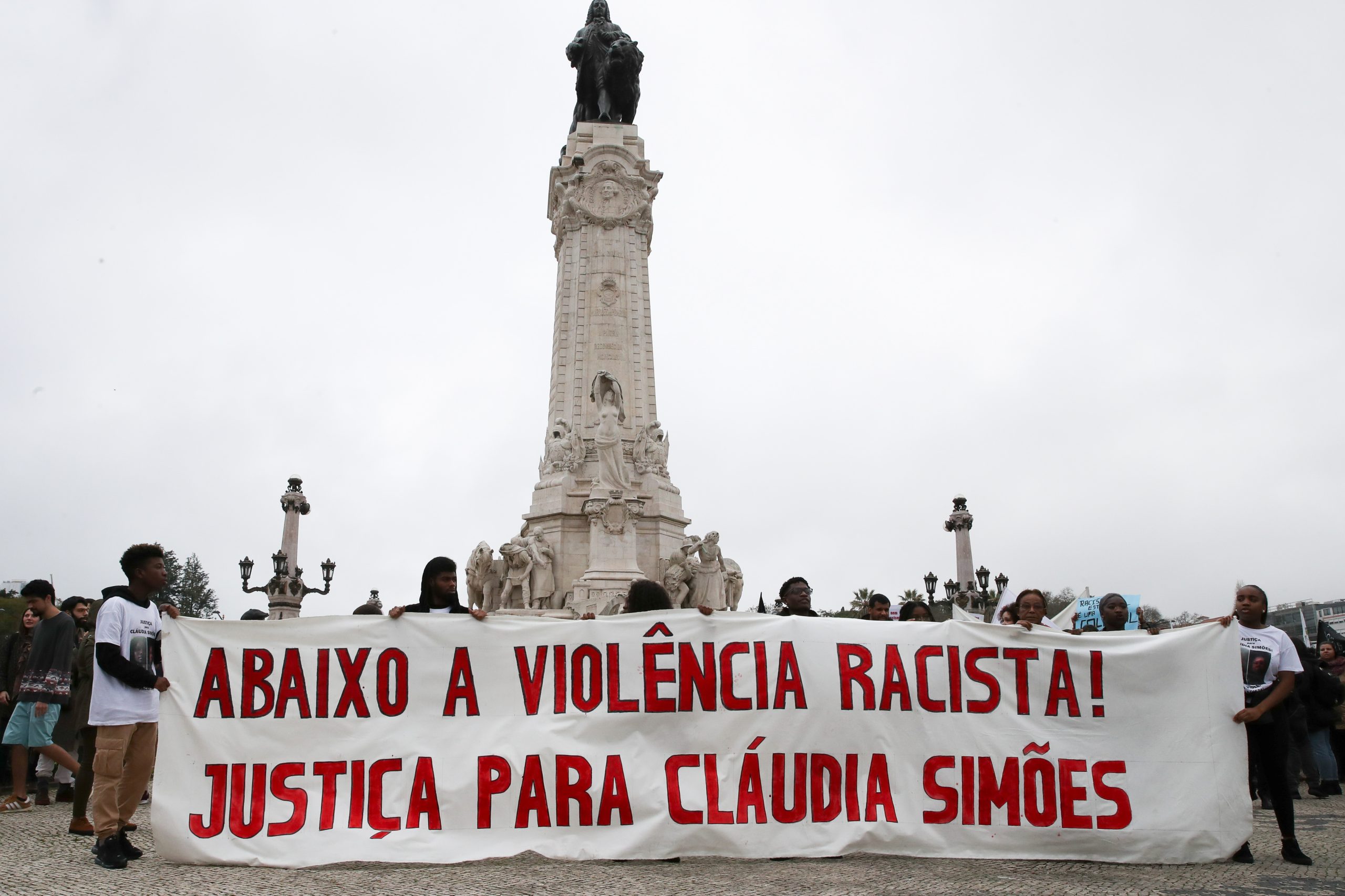 Violência policial: tribunal de Sintra profere acórdão no caso de Claudia Simões contra agentes da PSP
