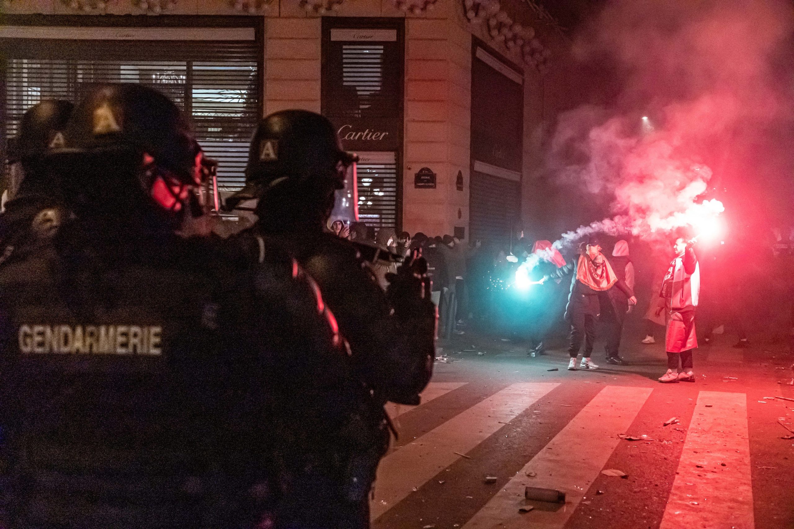Polícia francesa detém suspeito de atropelamento de jovem que morreu depois do jogo França-Marrocos