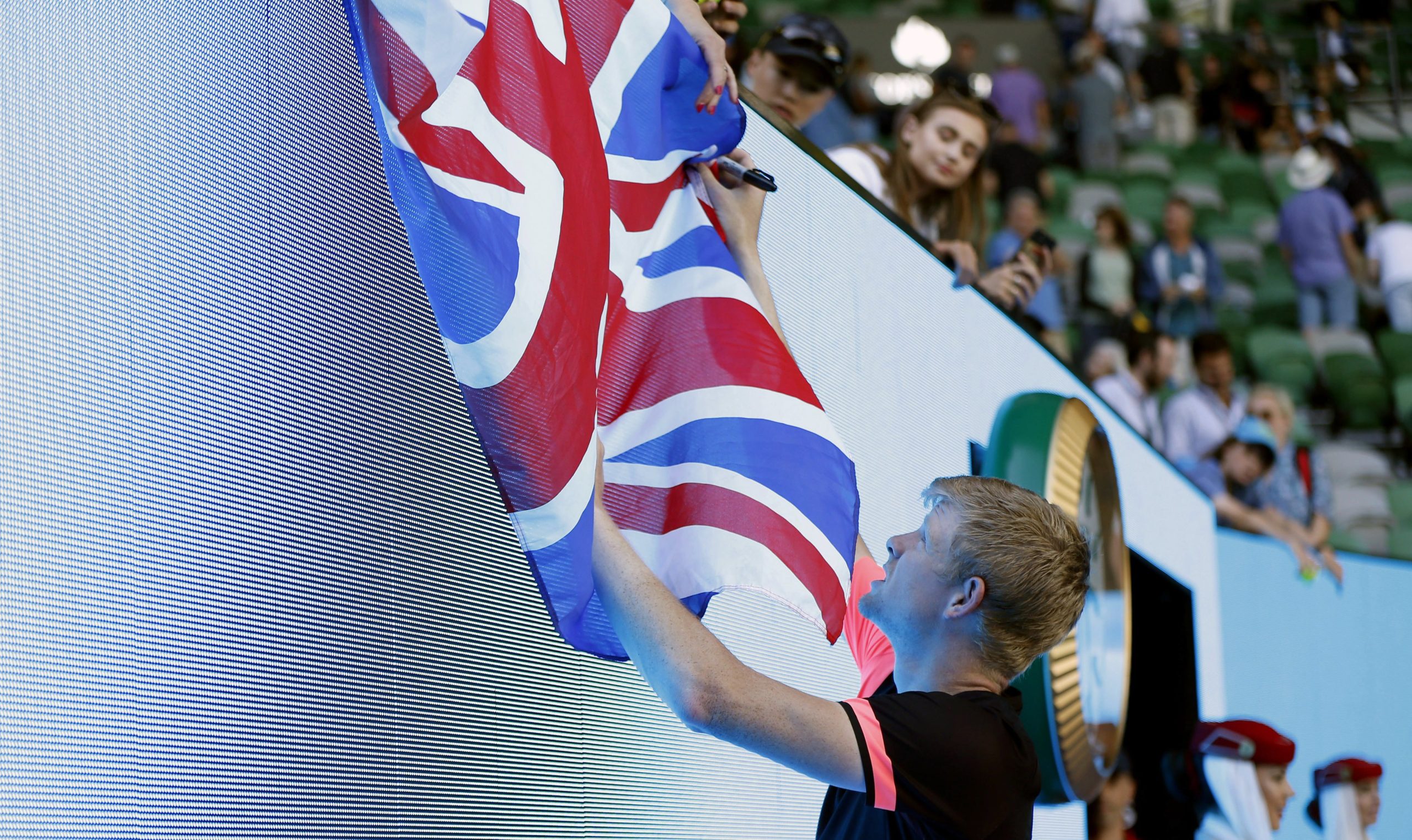 Open da Austrália: Grigor Dimitrov eliminado pelo britânico Kyle Edmund