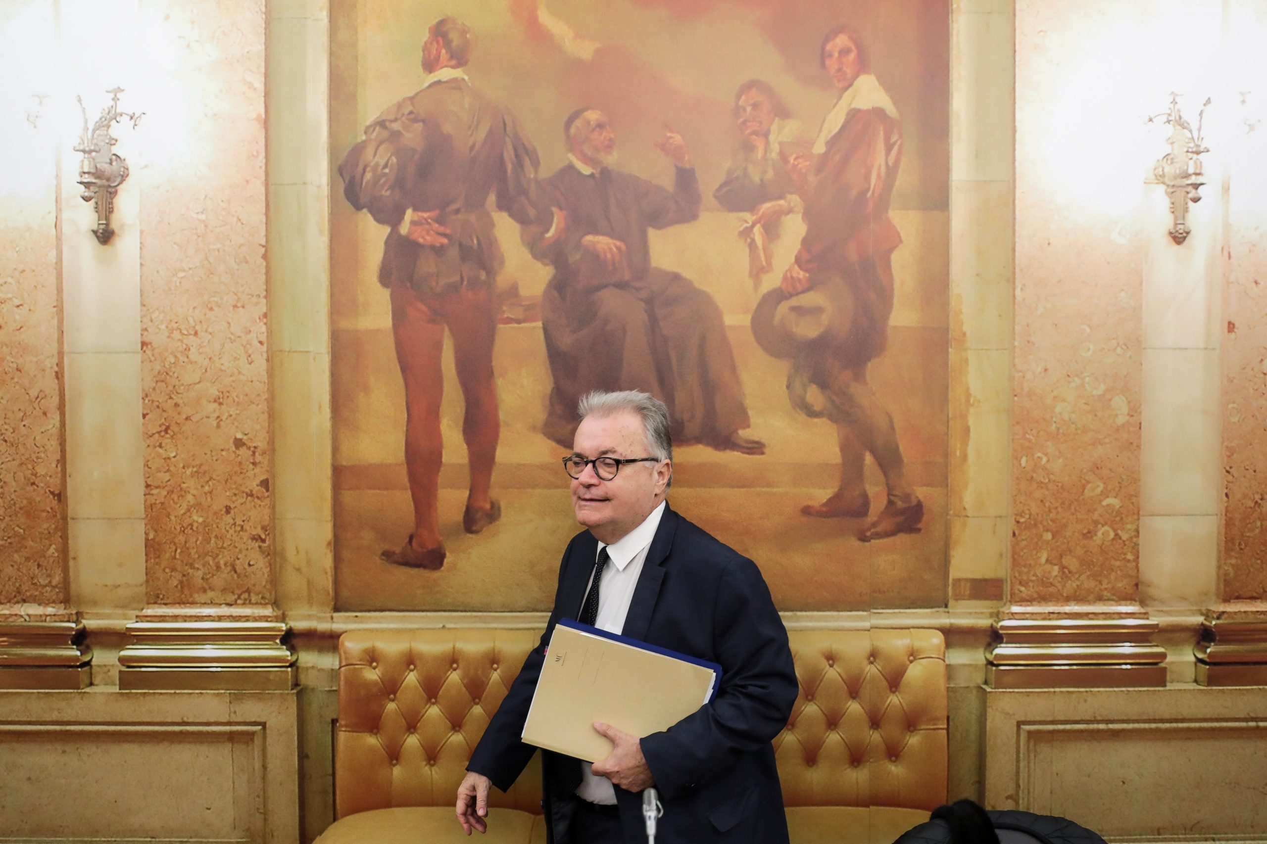 Ministro da Cultura demite diretora-geral das Artes por “perda de confiança política”
