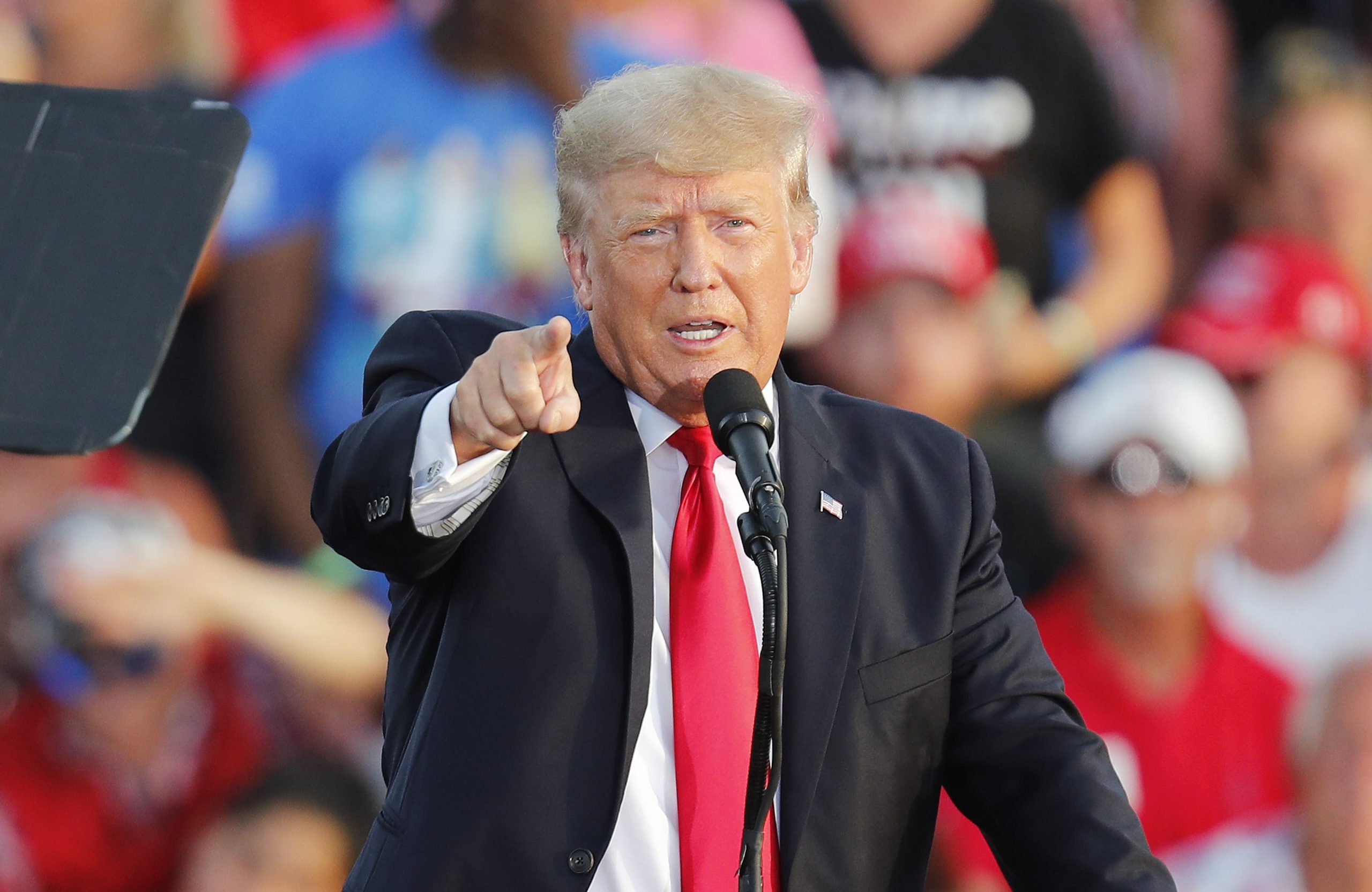 “Truth Social”. Banido do Facebook e Twitter, Trump anuncia lançamento de rede social própria