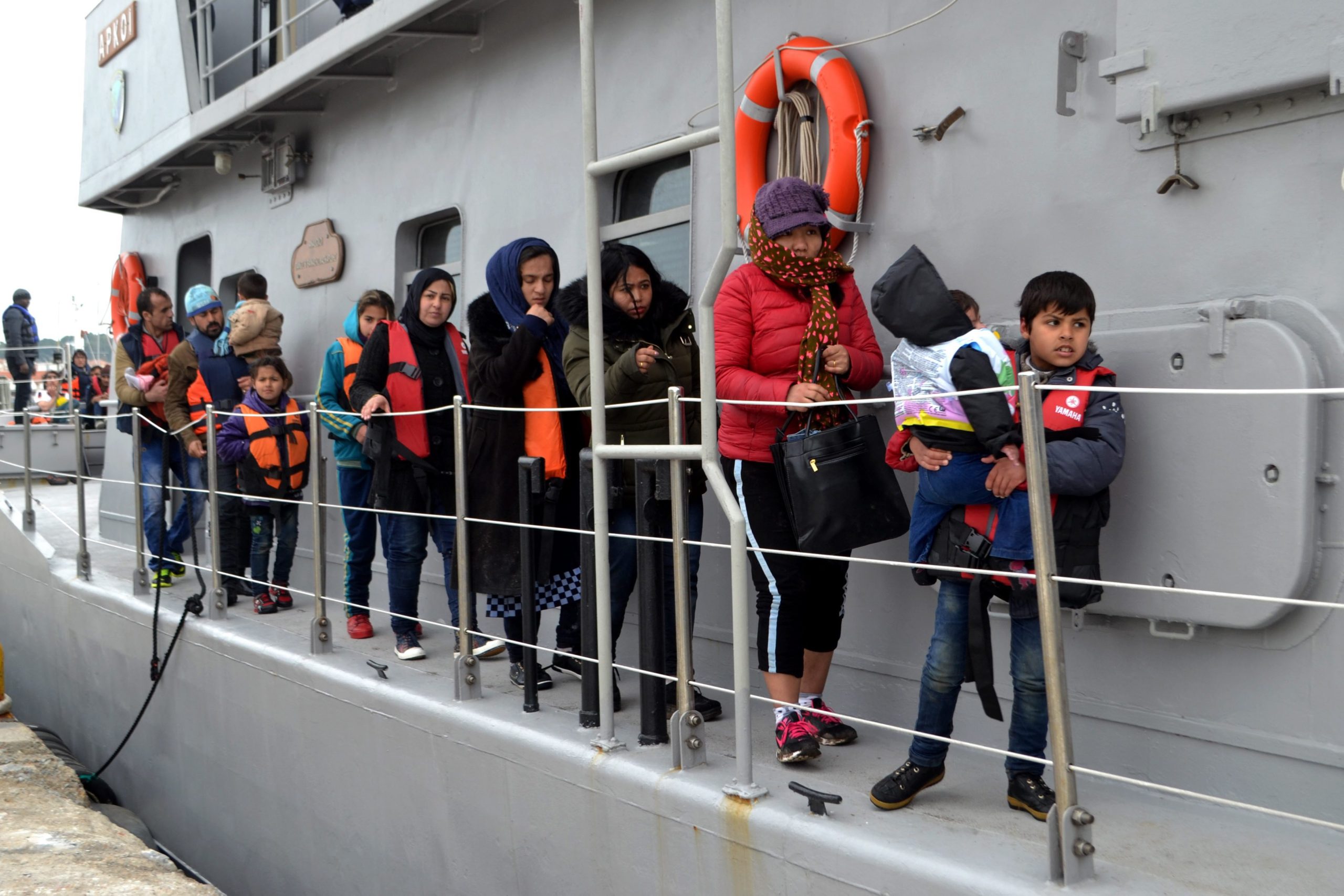 Lesbos. A urgência de uma vida em suspenso