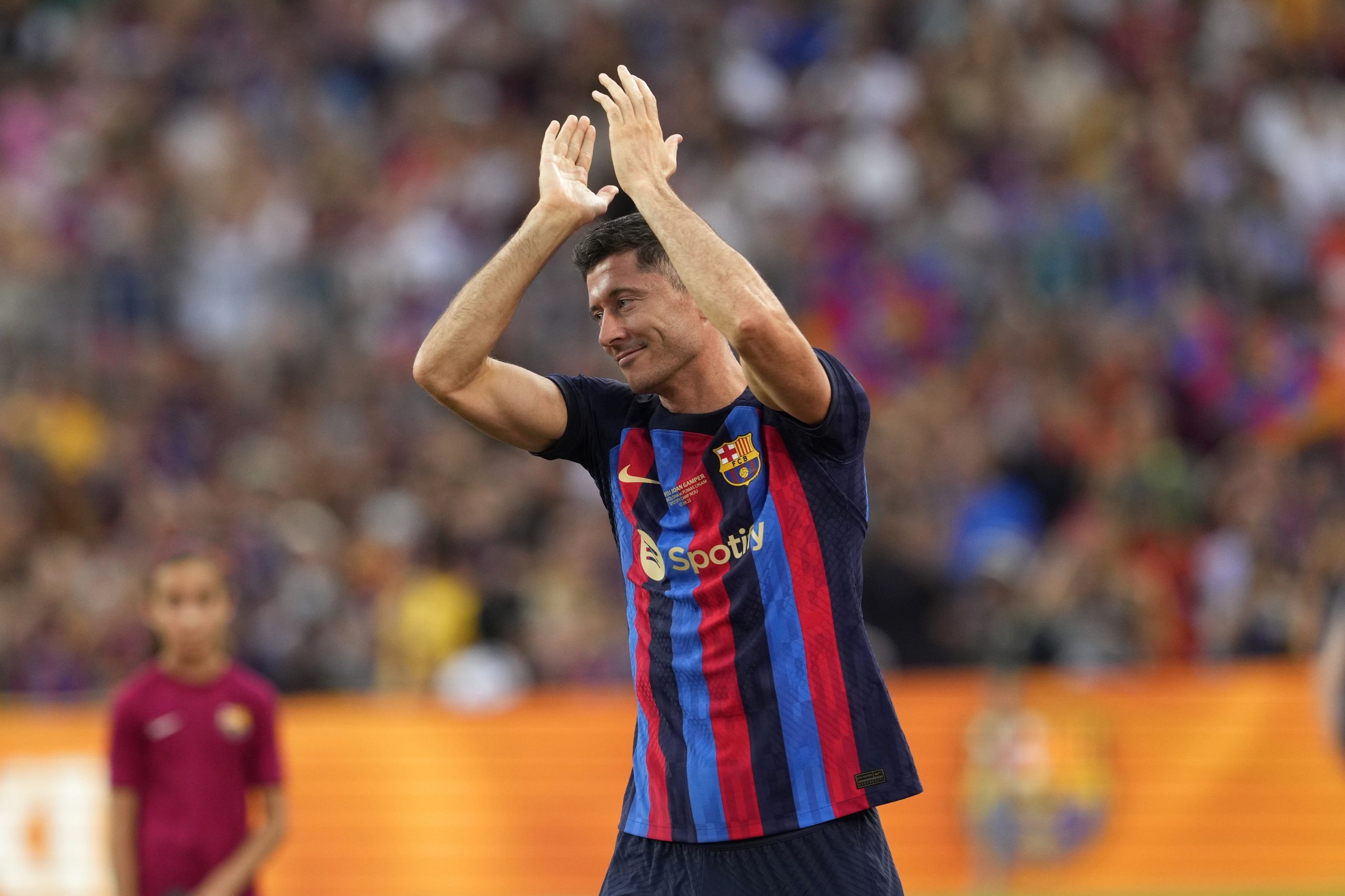 FC Barcelona vende mais ativos para poder inscrever Lewandowski