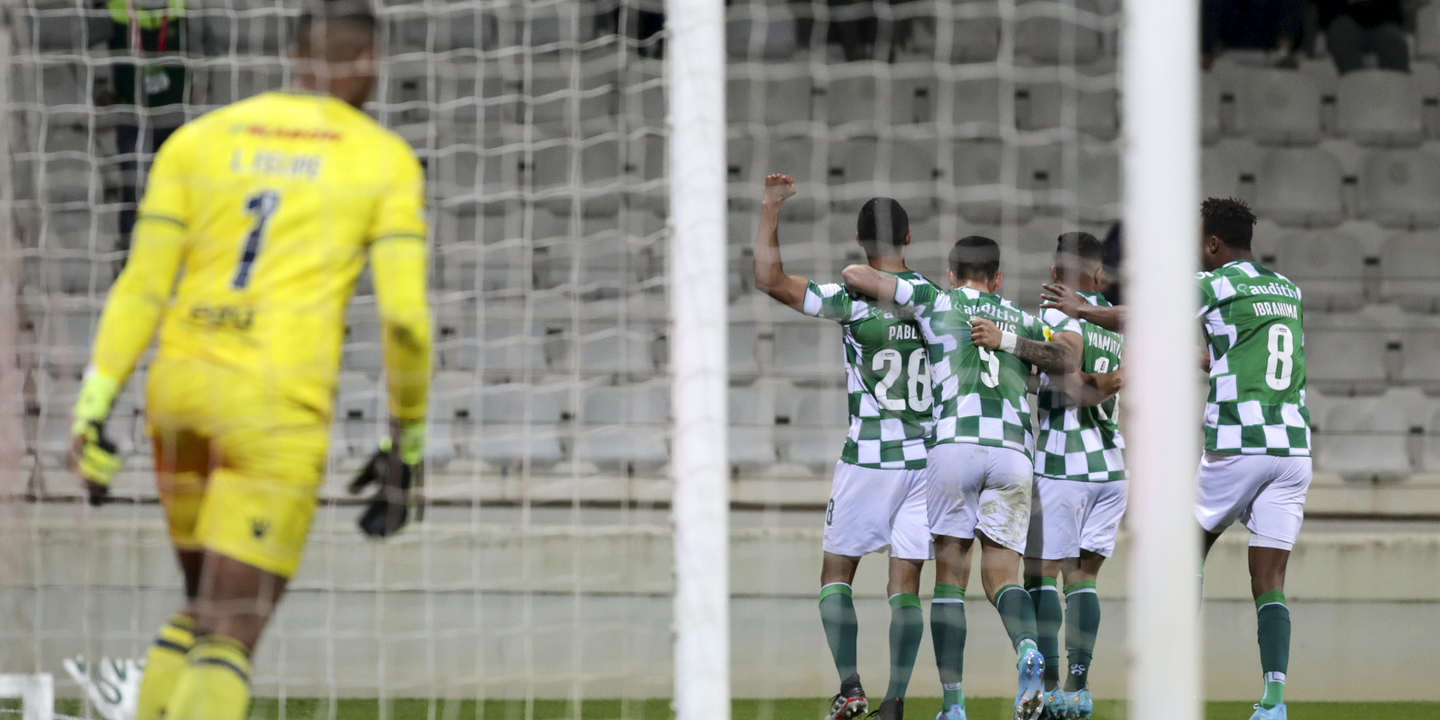 Sete jogadores em fim de contrato despedem-se do recém-despromovido Moreirense