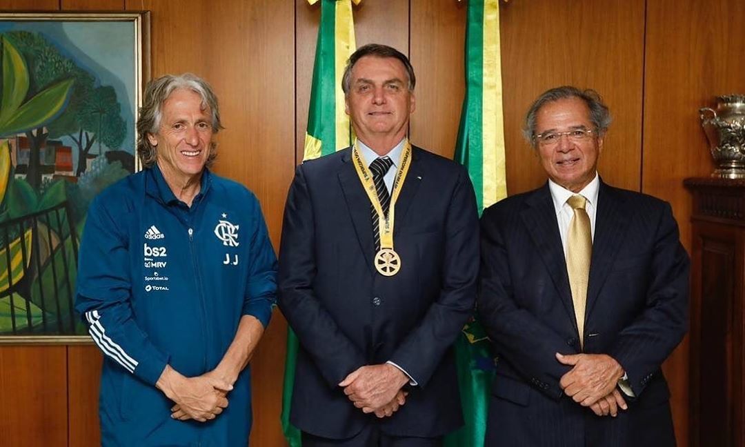 Bolsonaro, Marcelo e futebol: Abel Ferreira “não é o Jesus, mas é um bom técnico”