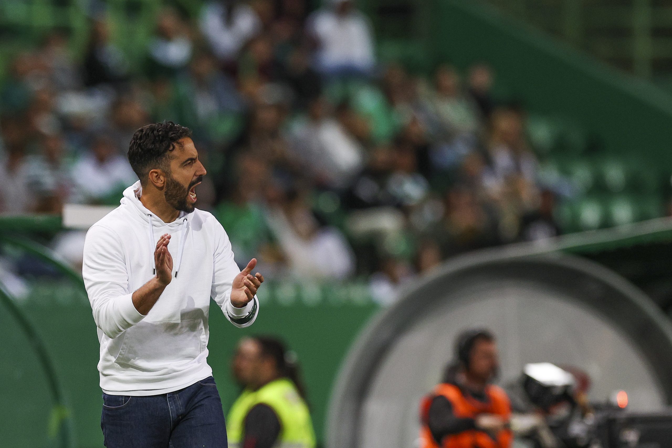 Sporting despede-se da temporada em Vizela num jogo para cumprir calendário da I Liga