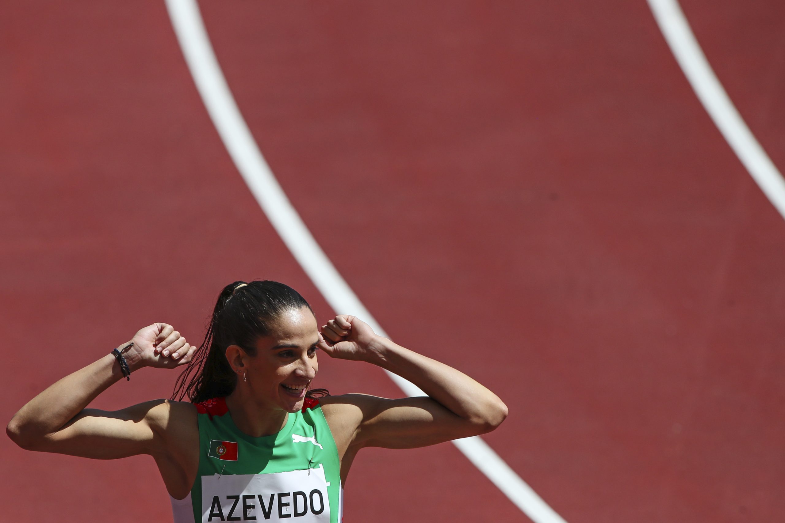Cátia Azevedo leva mala “cheia de sonhos” e deseja recordações boas