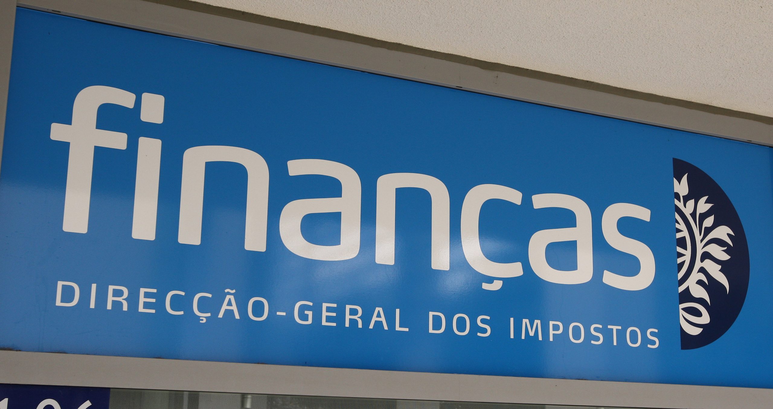 Serviço de Finanças volta a funcionar em pleno na Calheta, Açores