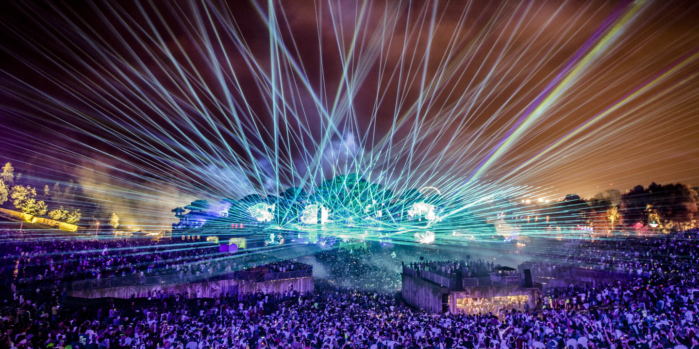 Israelitas interrogados por crimes de guerra durante festival Tomorrowland