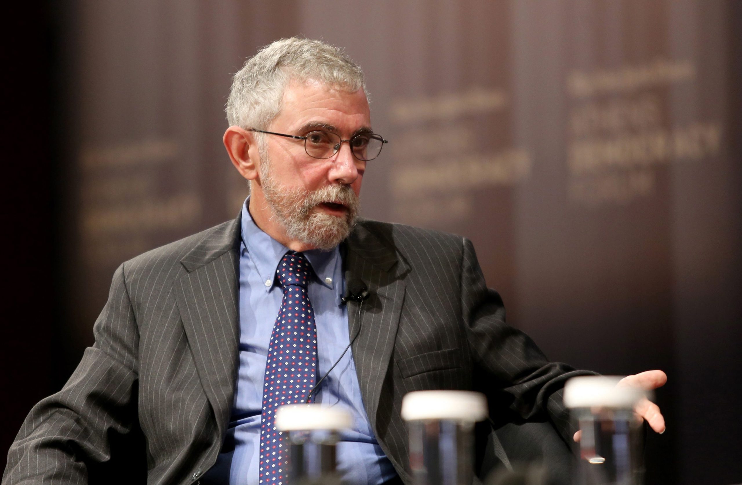 “Consegui”. Aos 69 anos, o Nobel da Economia Paul Krugman decidiu pedalar de Sagres a Évora