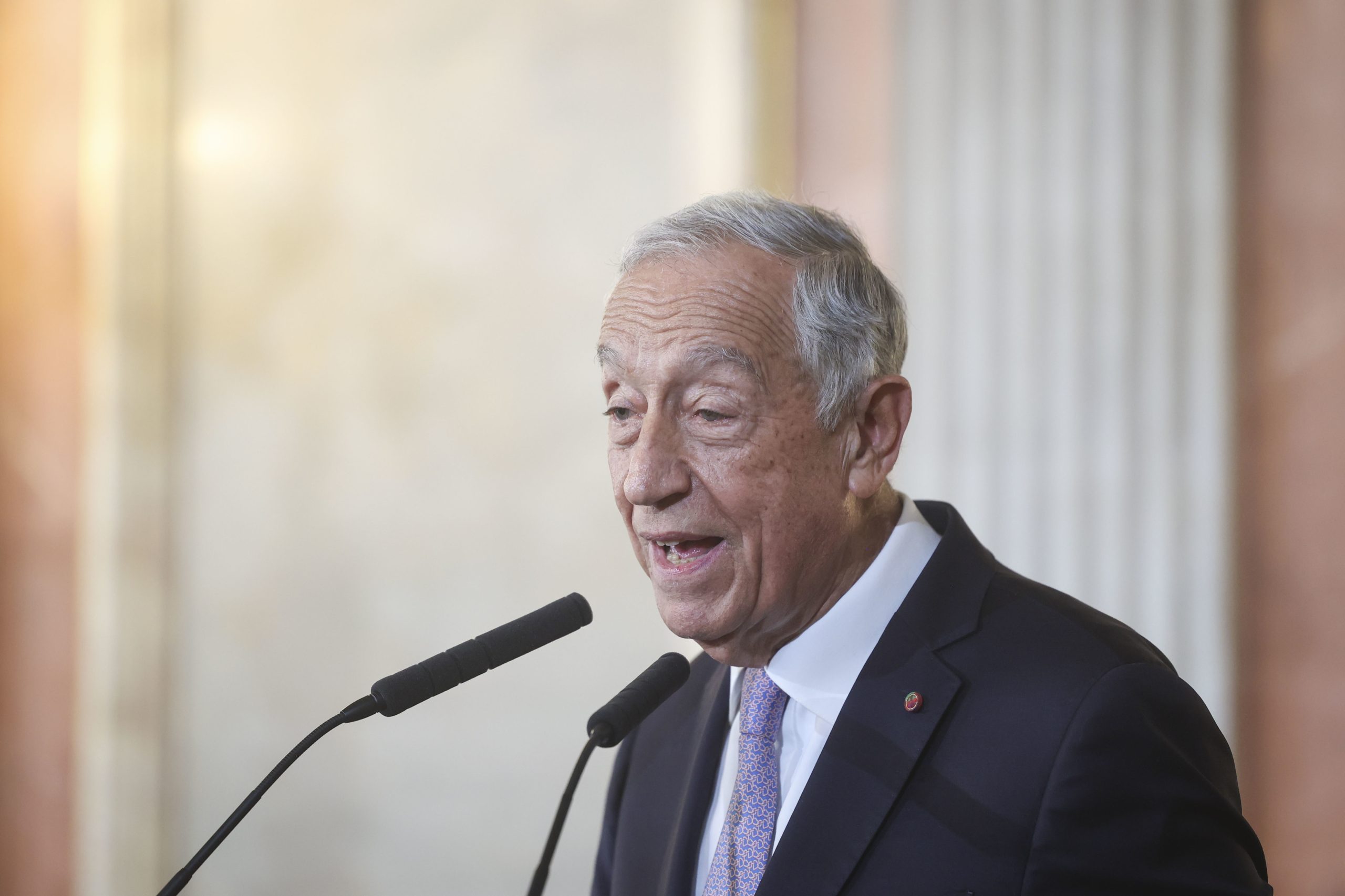 Crise política: Marcelo admite que processo político foi “muito rápido” e aponta possíveis eleições para “maio”