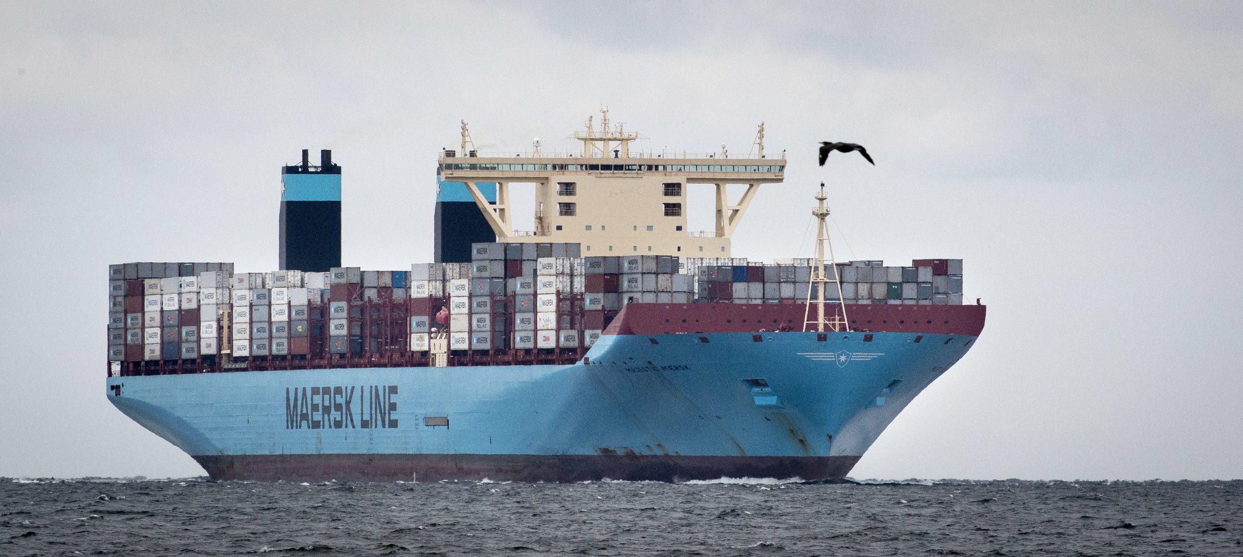 Gigante do transporte marítimo pede operação internacional urgente contra a pirataria no Golfo da Guiné