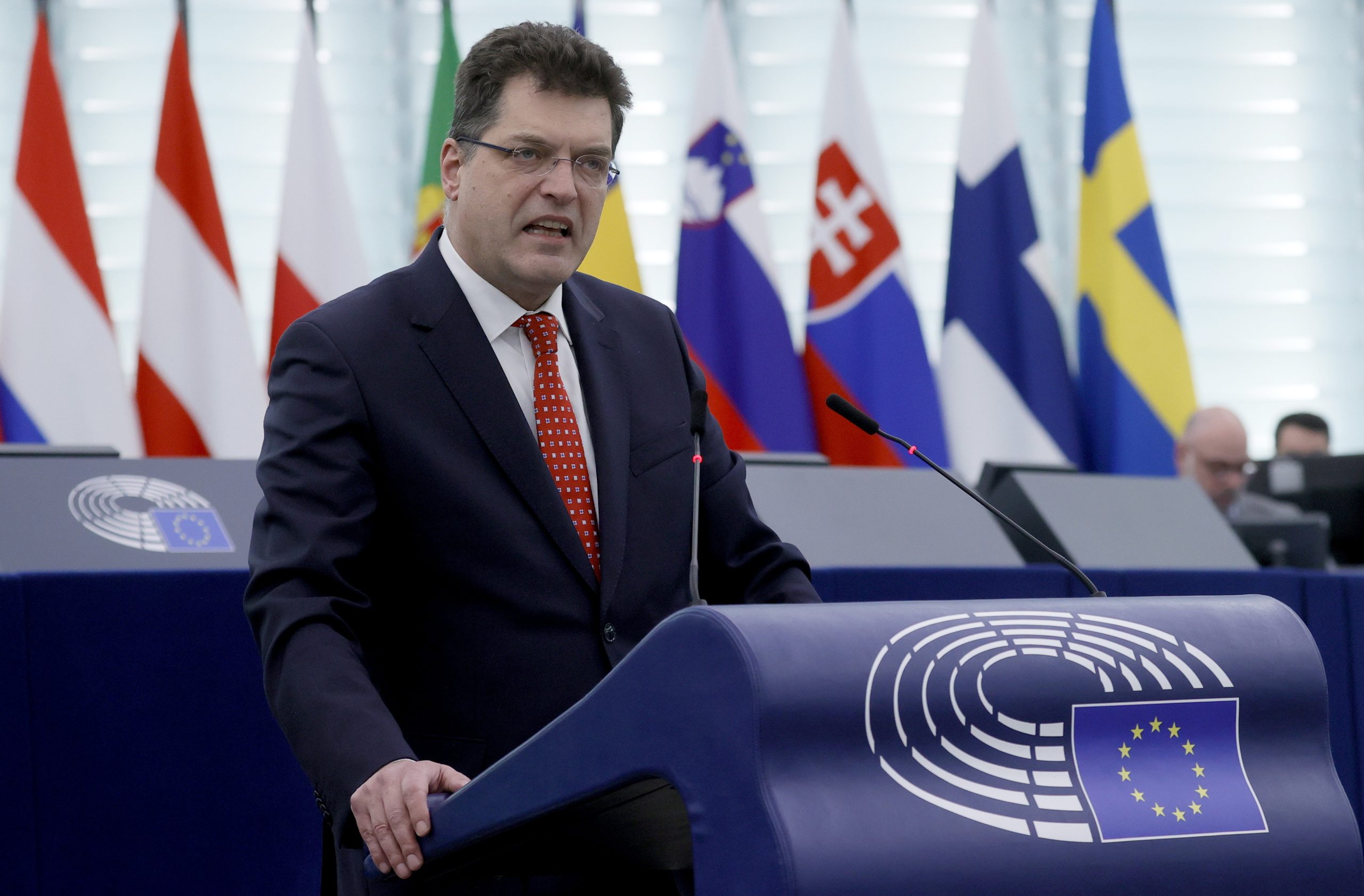 UE liberta primeira parcela de 50 milhões de euros de ajuda a agência da ONU
