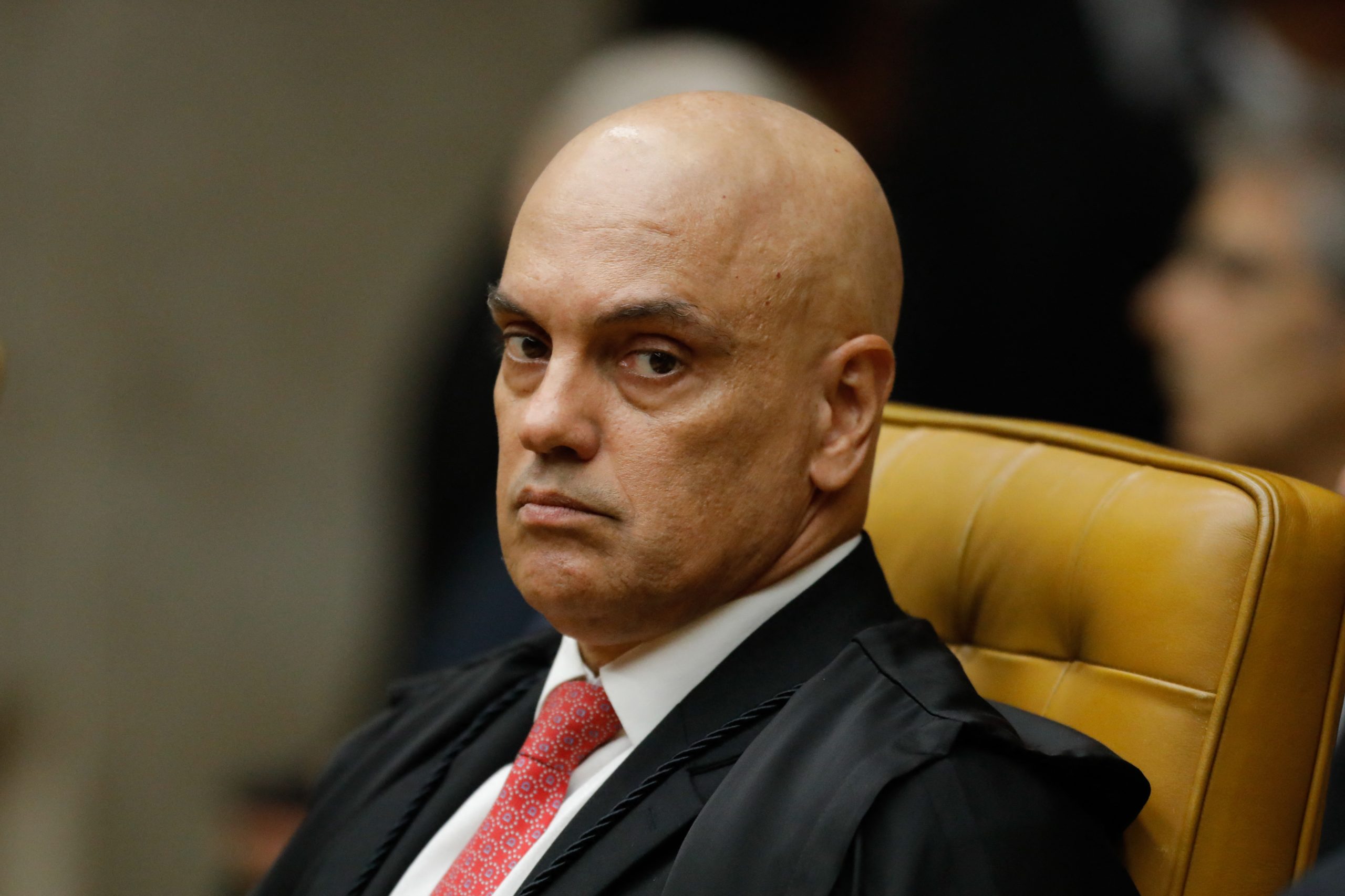 Casa de Bolsonaro alvo de rusga policial para apreensão de armas