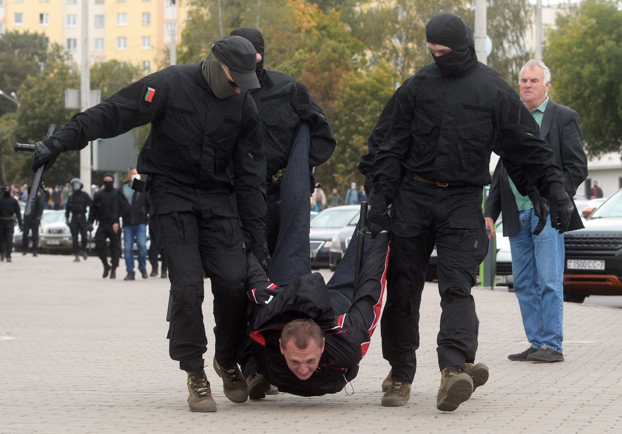Bielorrússia: Polícia deteve hoje 200 pessoas em manifestação contra Lukashenko
